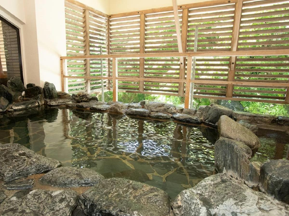 Japanese Style Economy Twin Room with Shared Bathroom - Non-Smoking
