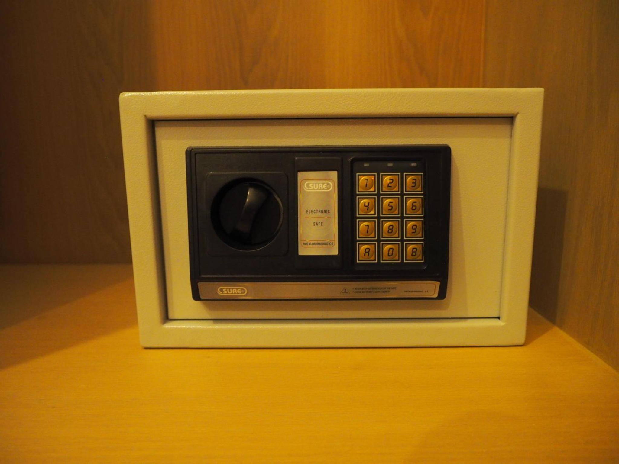 Apartment - Photo 77