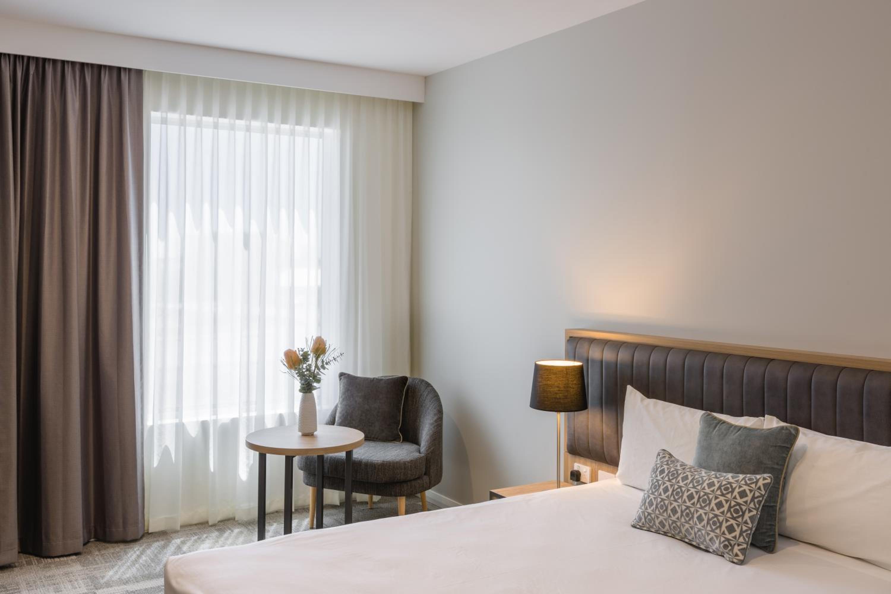Superior King Room - Photo 2