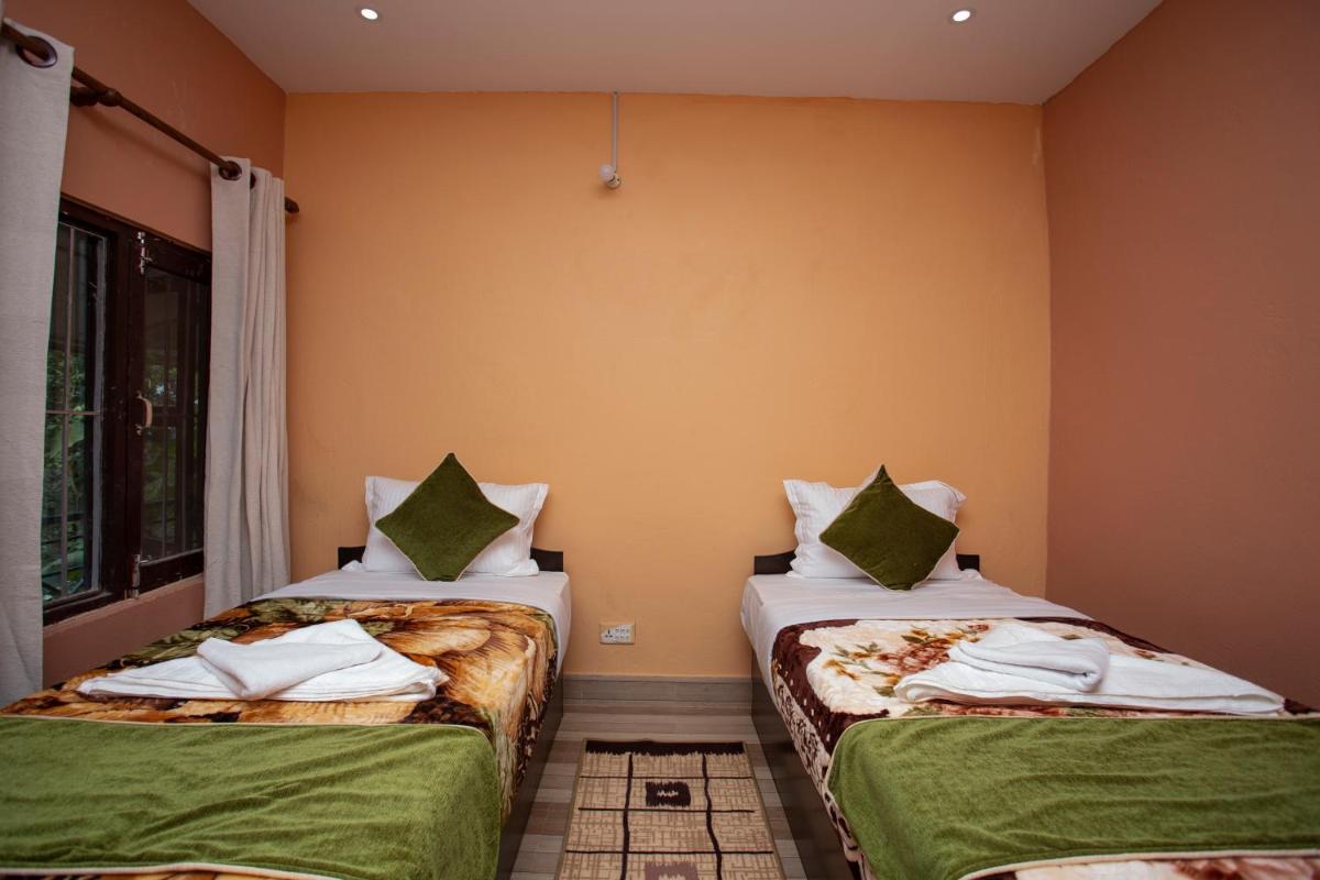 Standard Twin Room photo 3