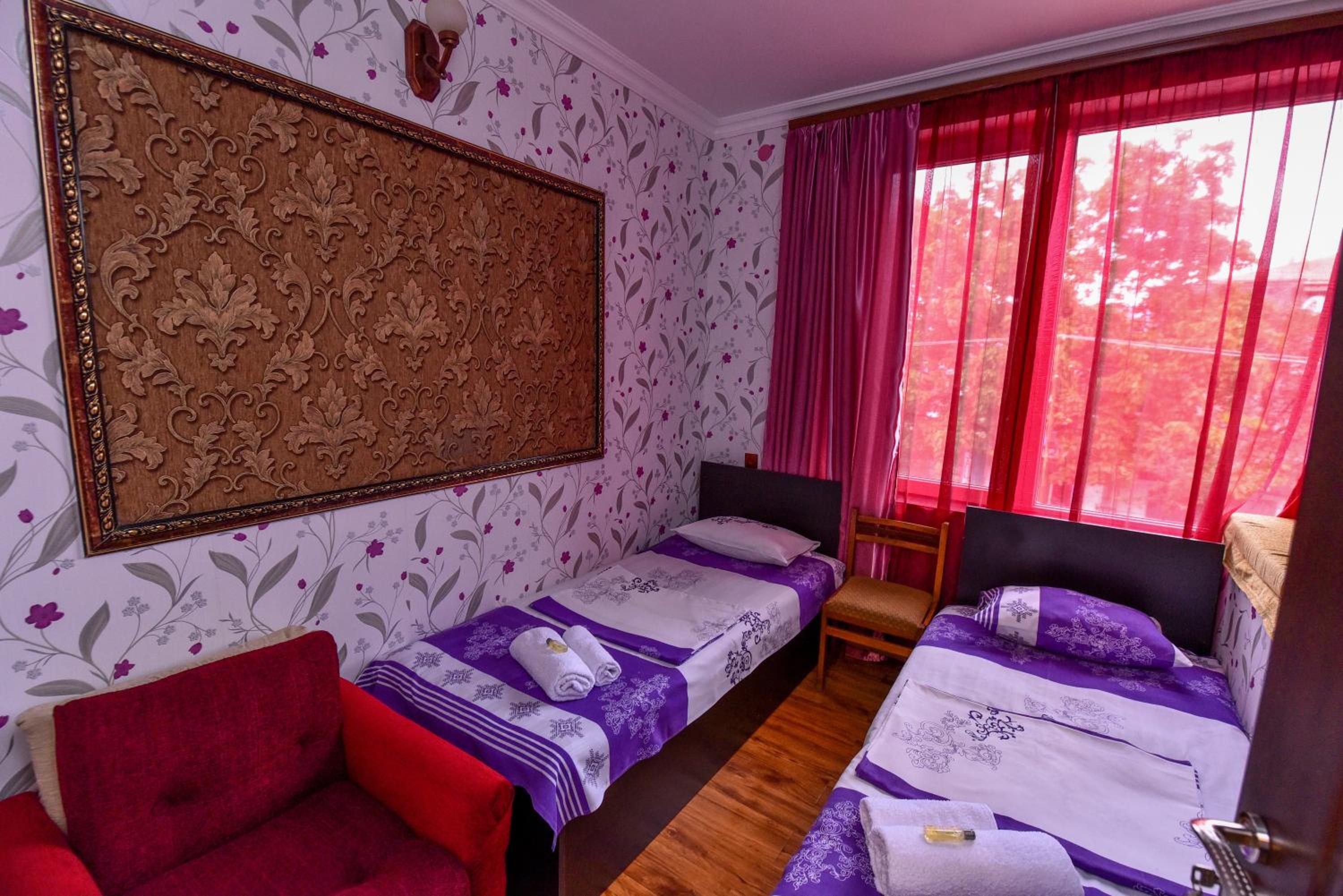 Budget Twin Room photo 2