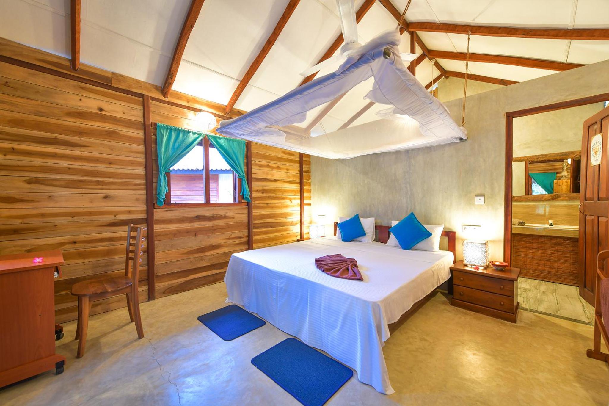 Superior Bungalow with Free 24 hours Check-in & Check-out photo 2