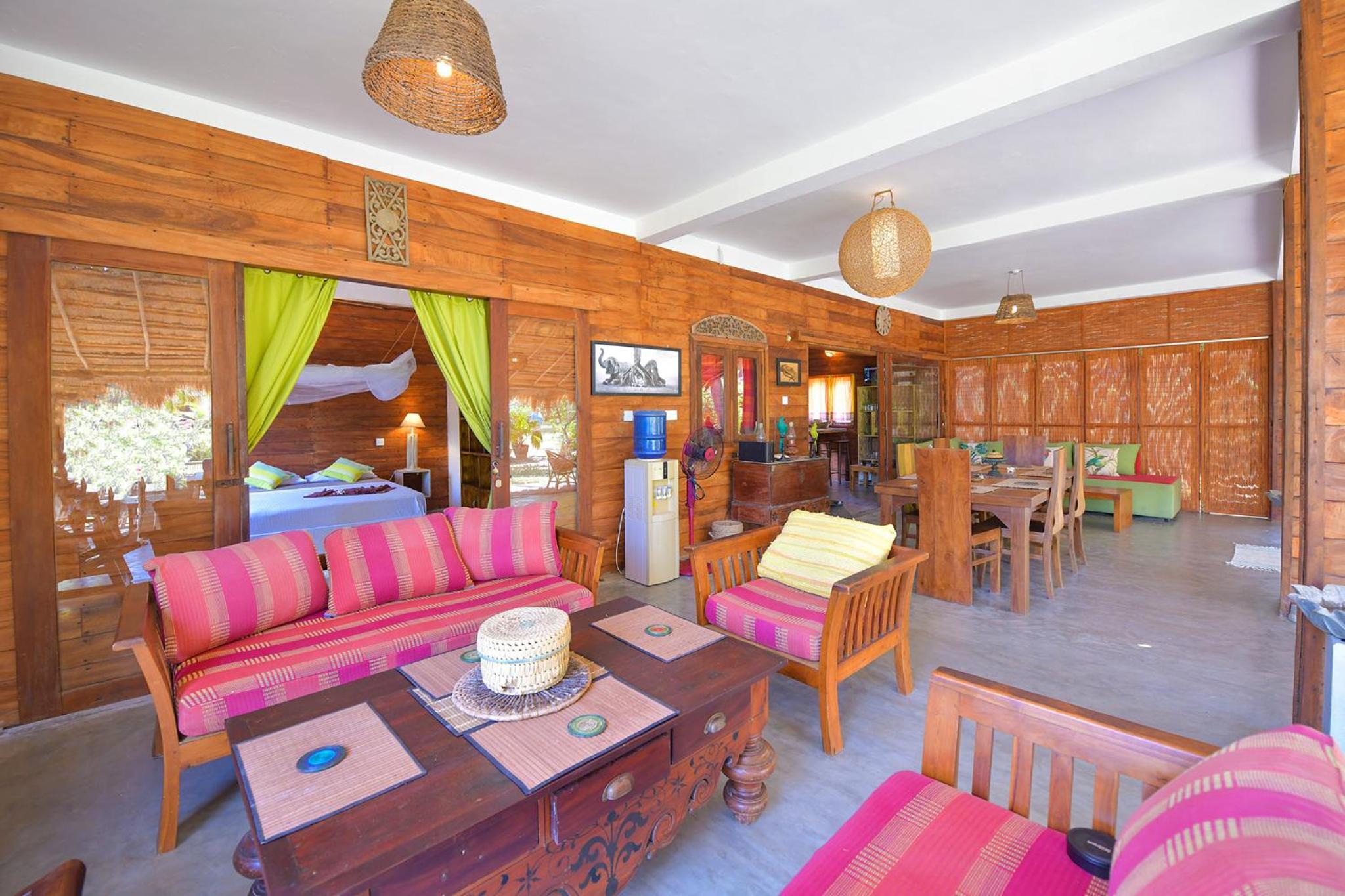 Villa photo 1