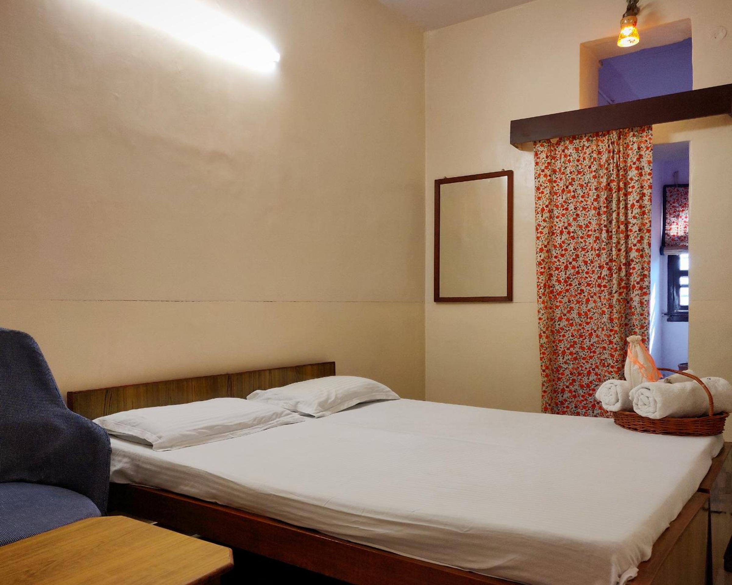 Deluxe Double Room with Bath