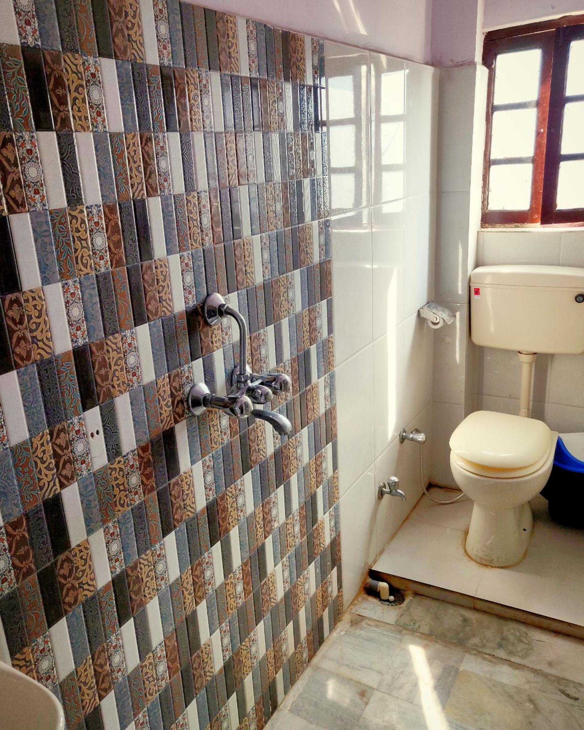 Deluxe Double Room with Bath photo 2