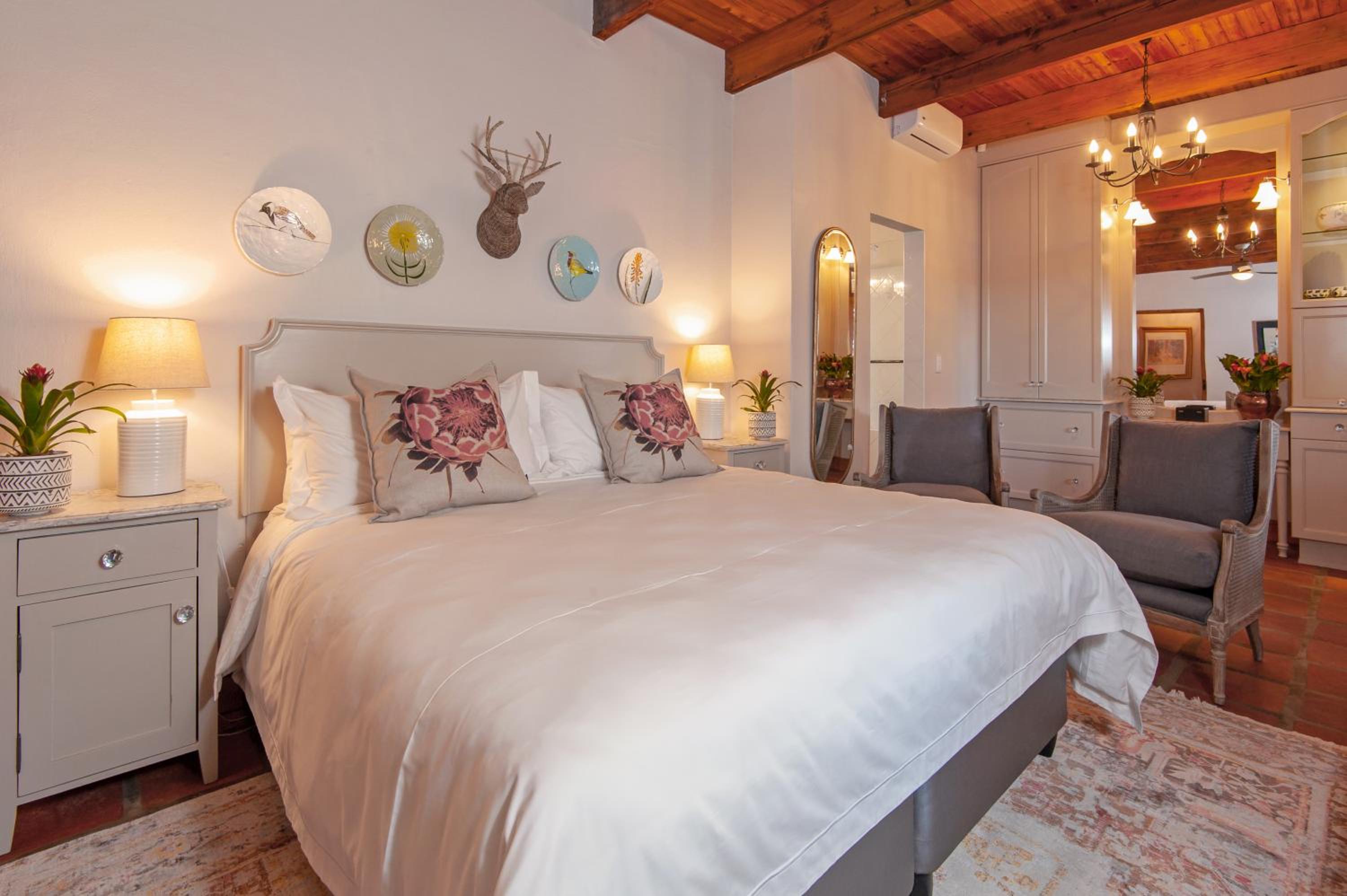 King Room with Garden View - Photo 1
