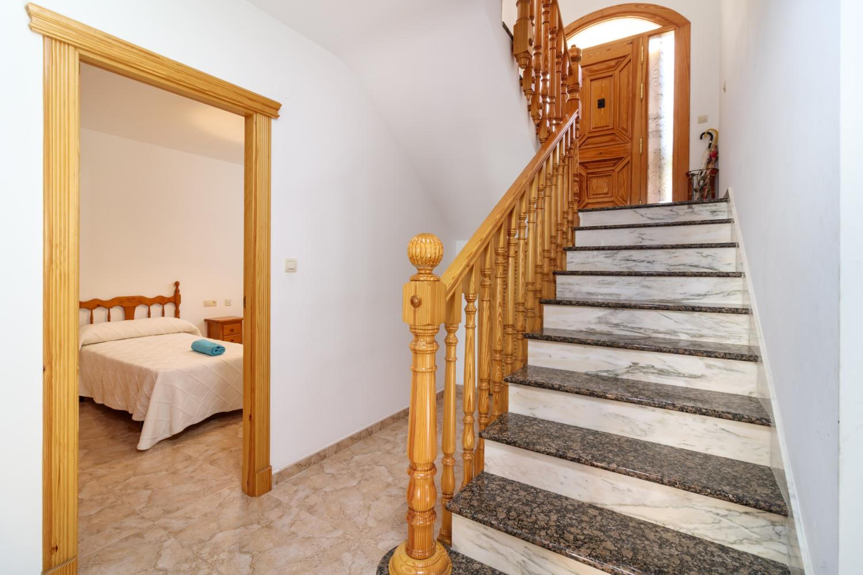 Four-Bedroom House - Photo 10
