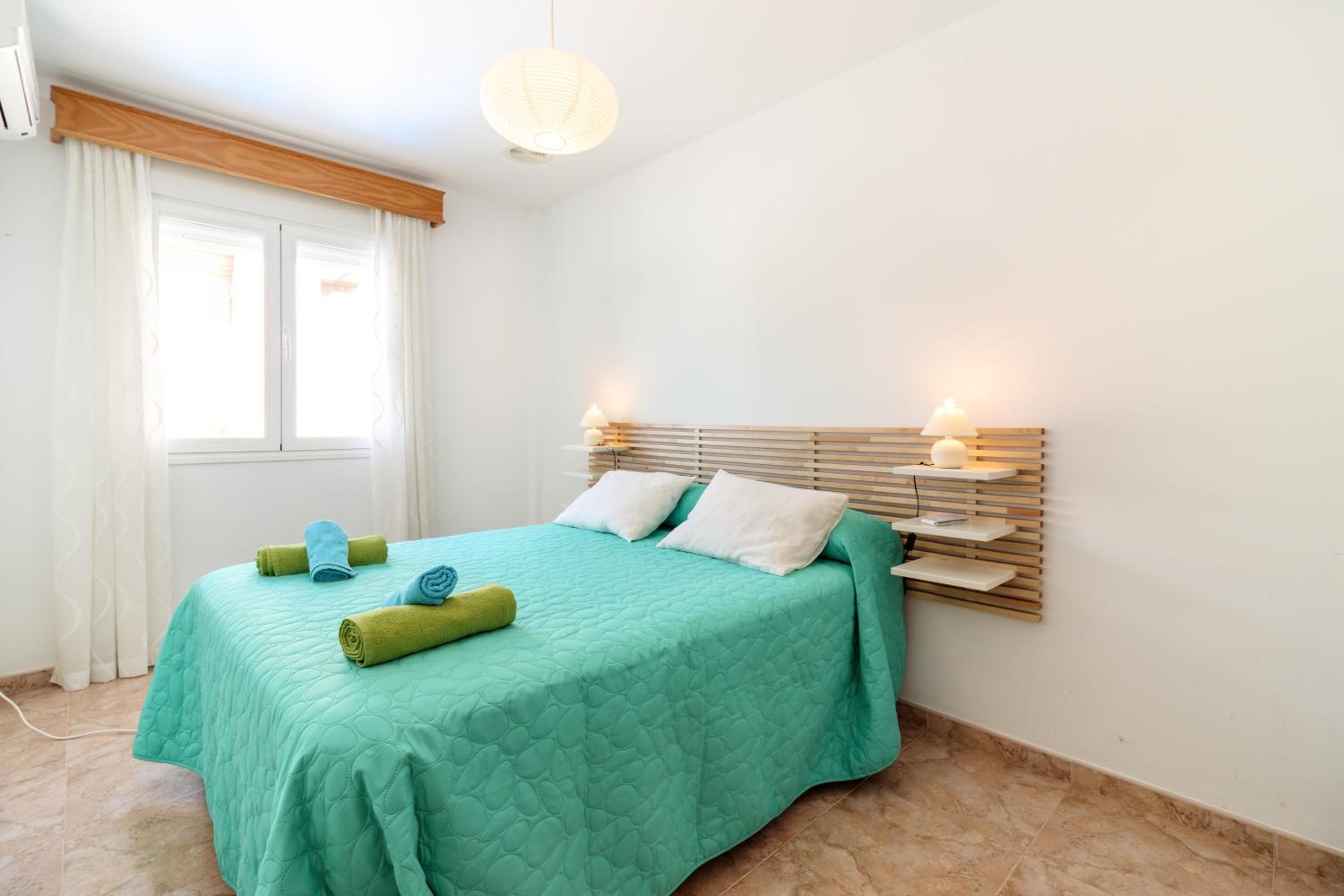 Four-Bedroom House - Photo 14
