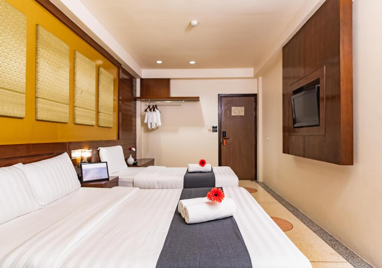 Superior Triple Room photo 2