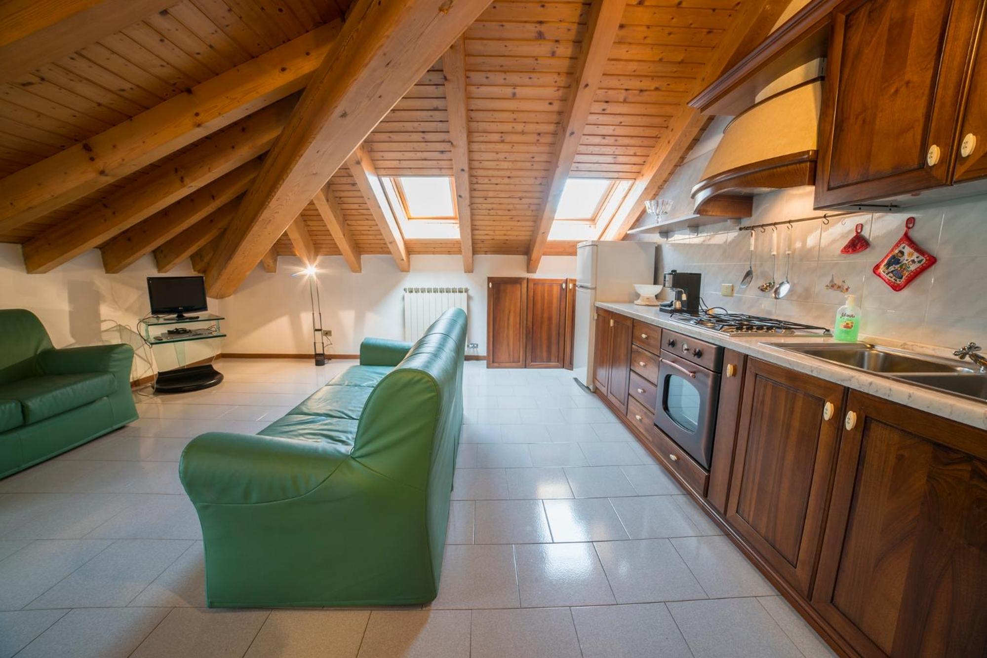 Two-Bedroom Apartment with Balcony photo 1