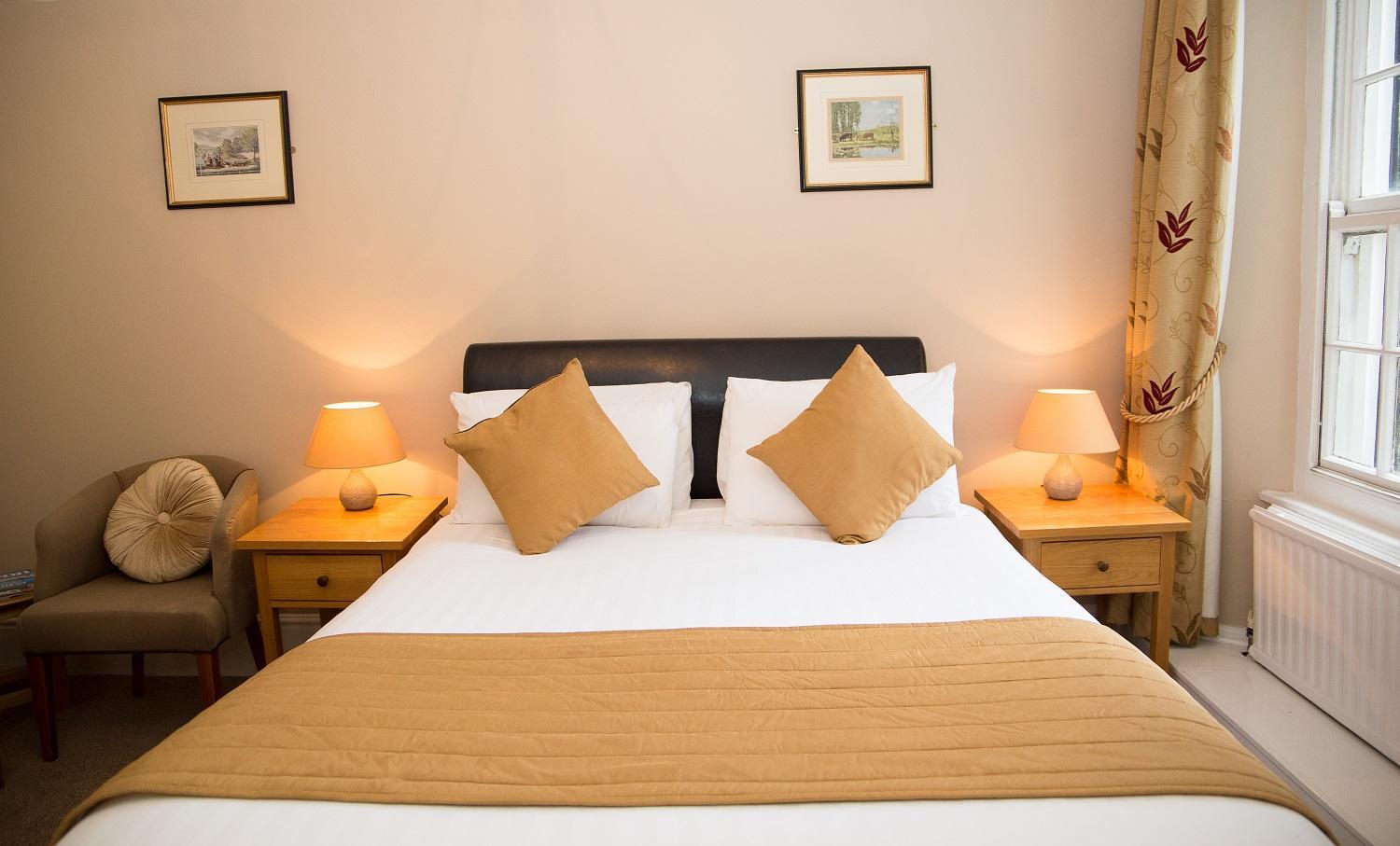 Double Room - Photo 7