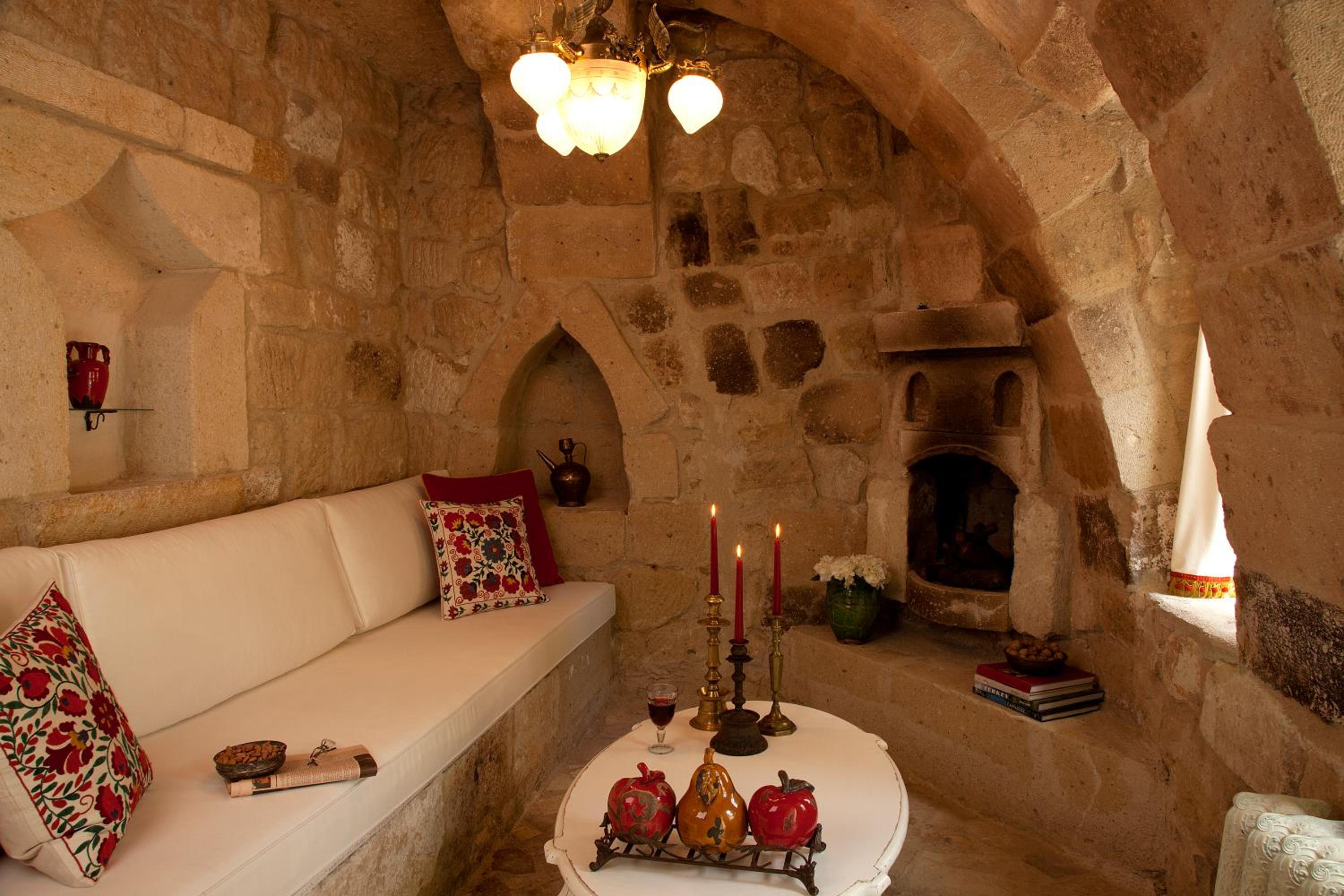 Suite - Photo 9