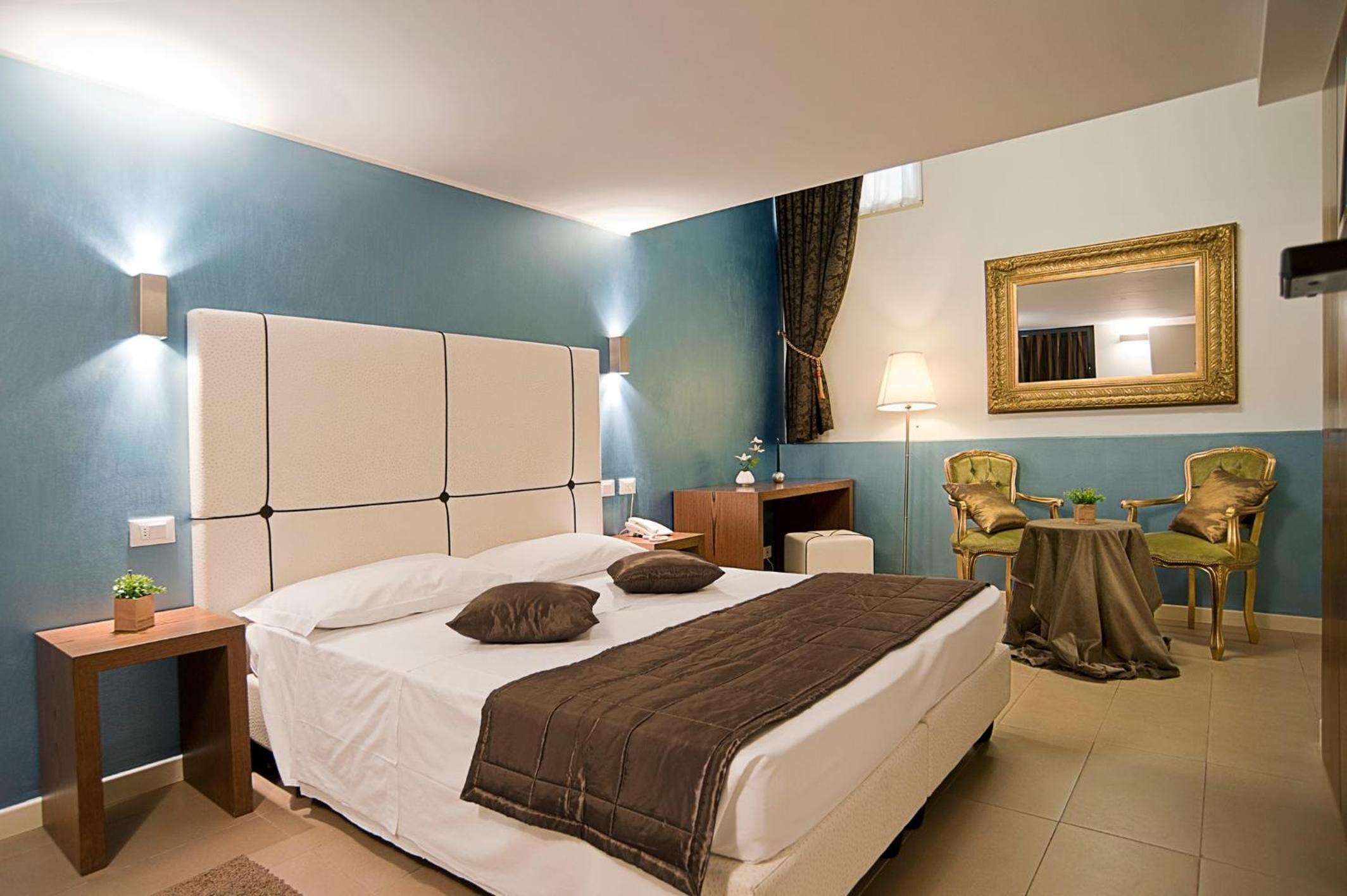 Quadruple Room (4 Adults) - Split Level photo 3