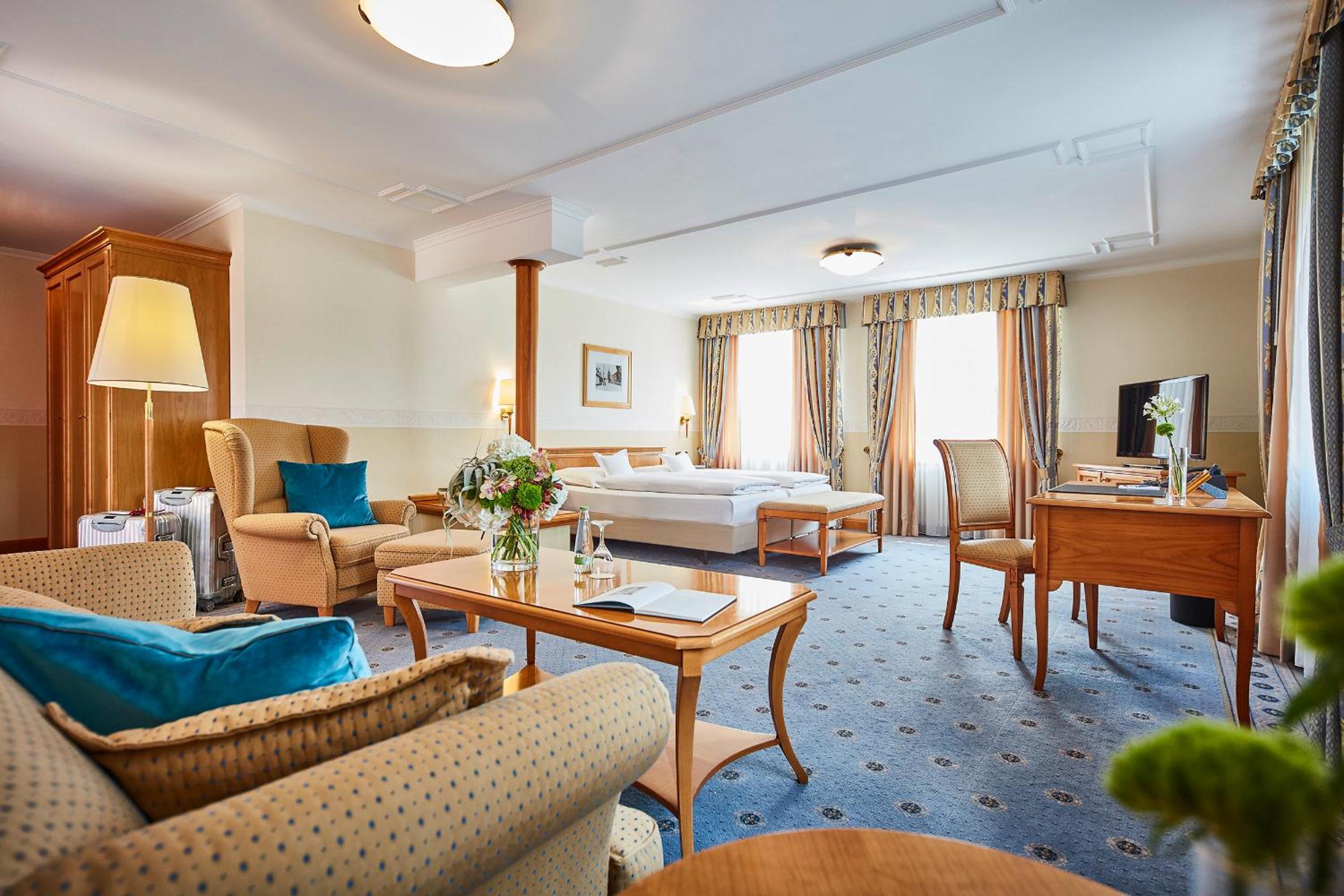 Comfort Room - Photo 1