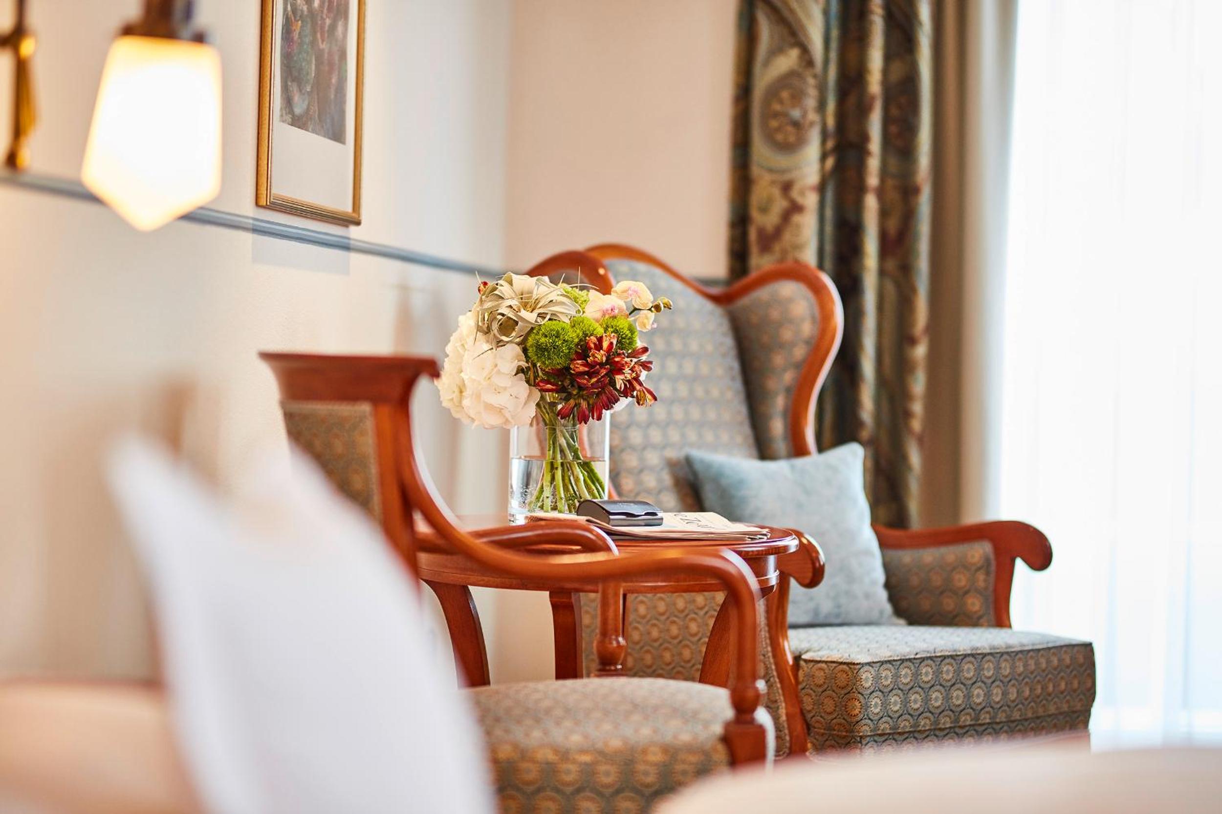 Comfort Room - Photo 3