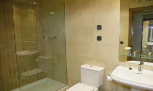 Double Room - Photo 6