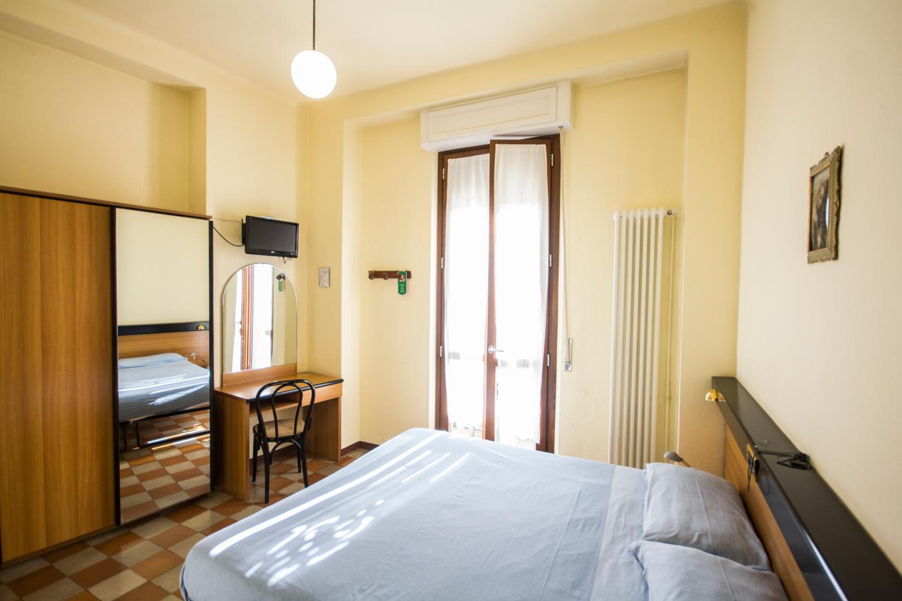 Double Room - Photo 1