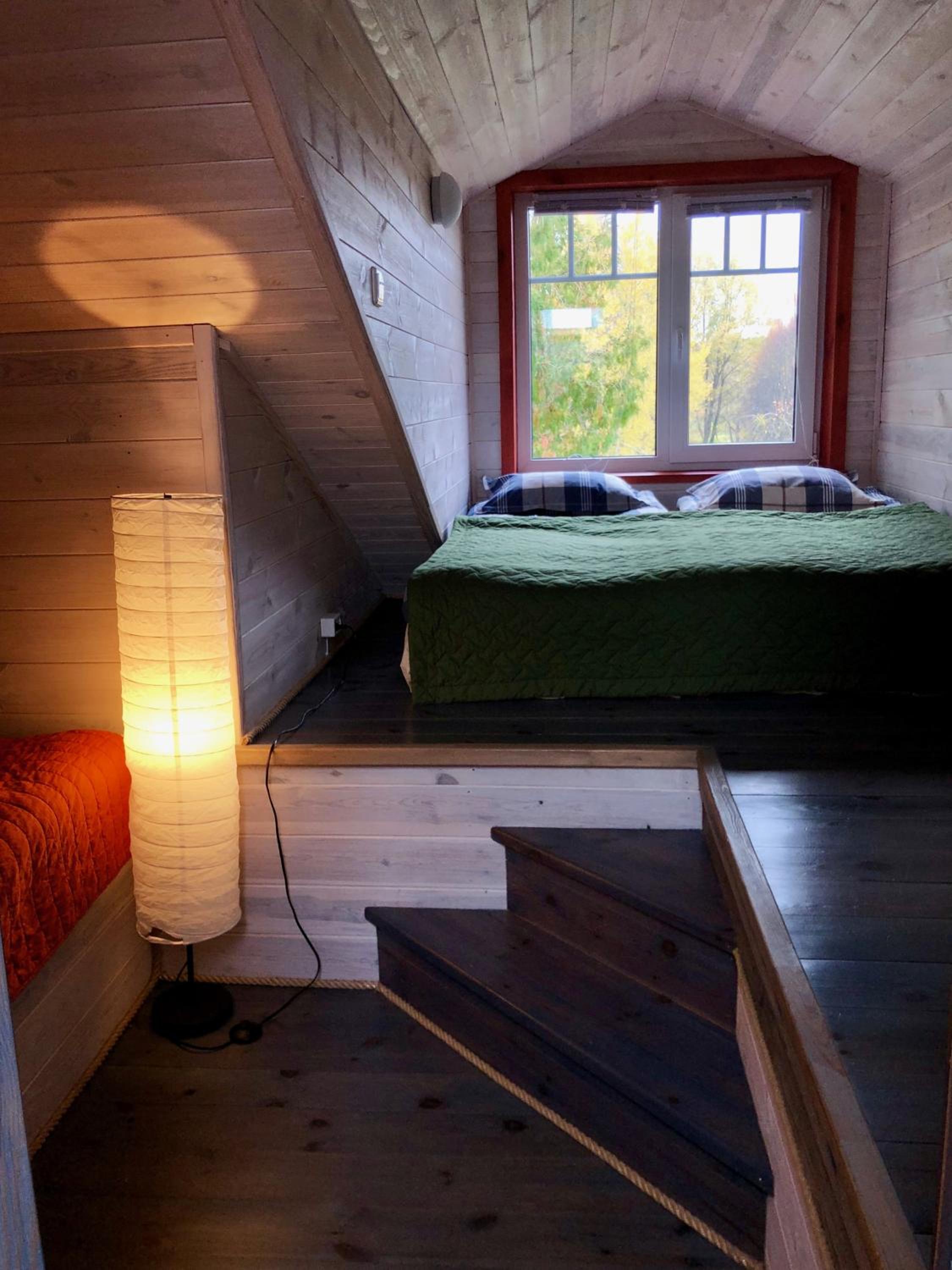 Apartment with Bedroom in the Attic - Split Level photo 2