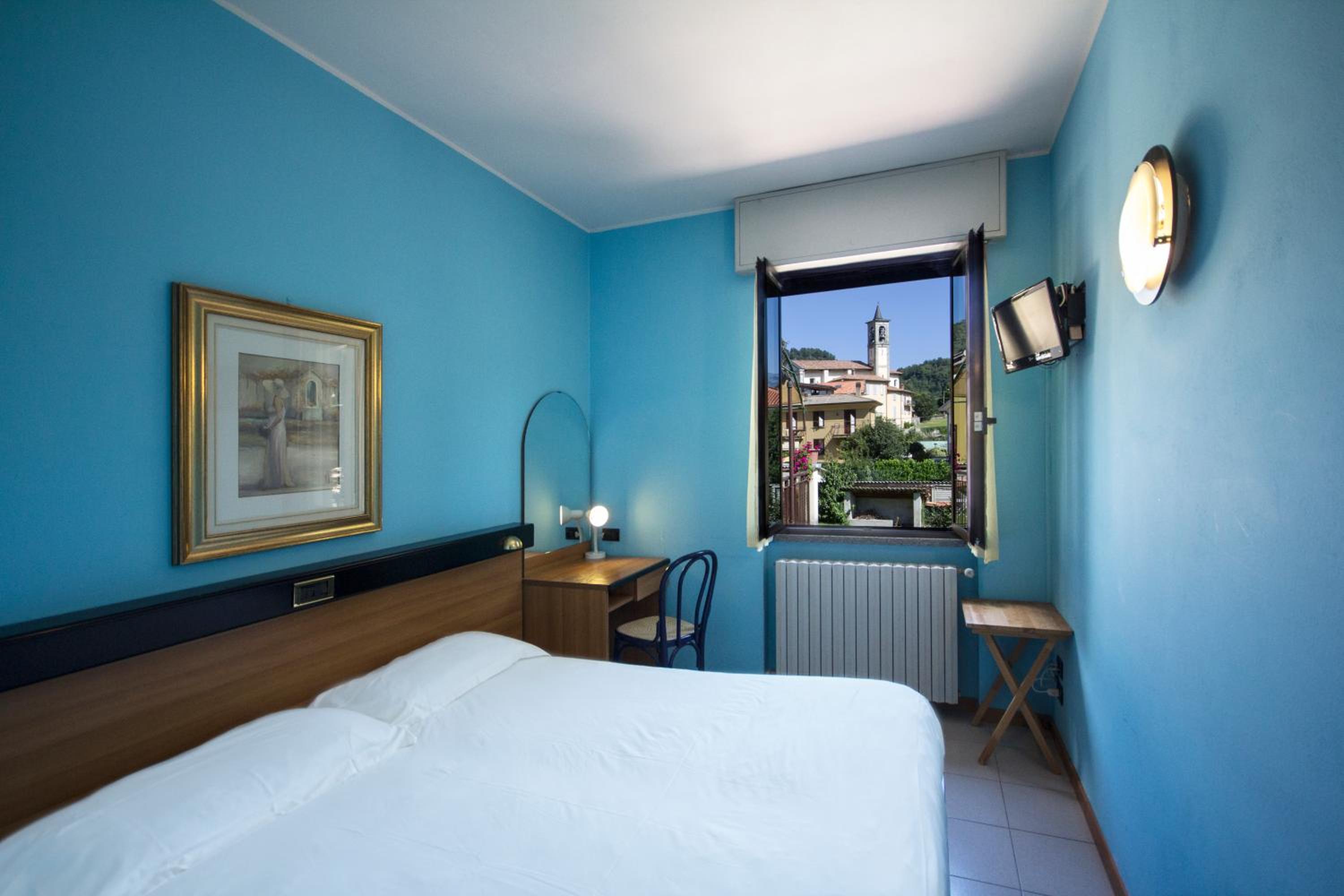 Double Room - Photo 4