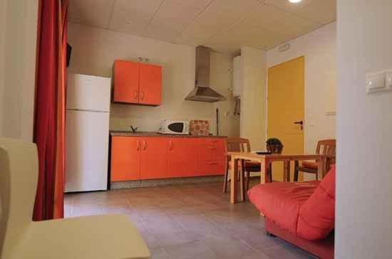 Apartment photo 2