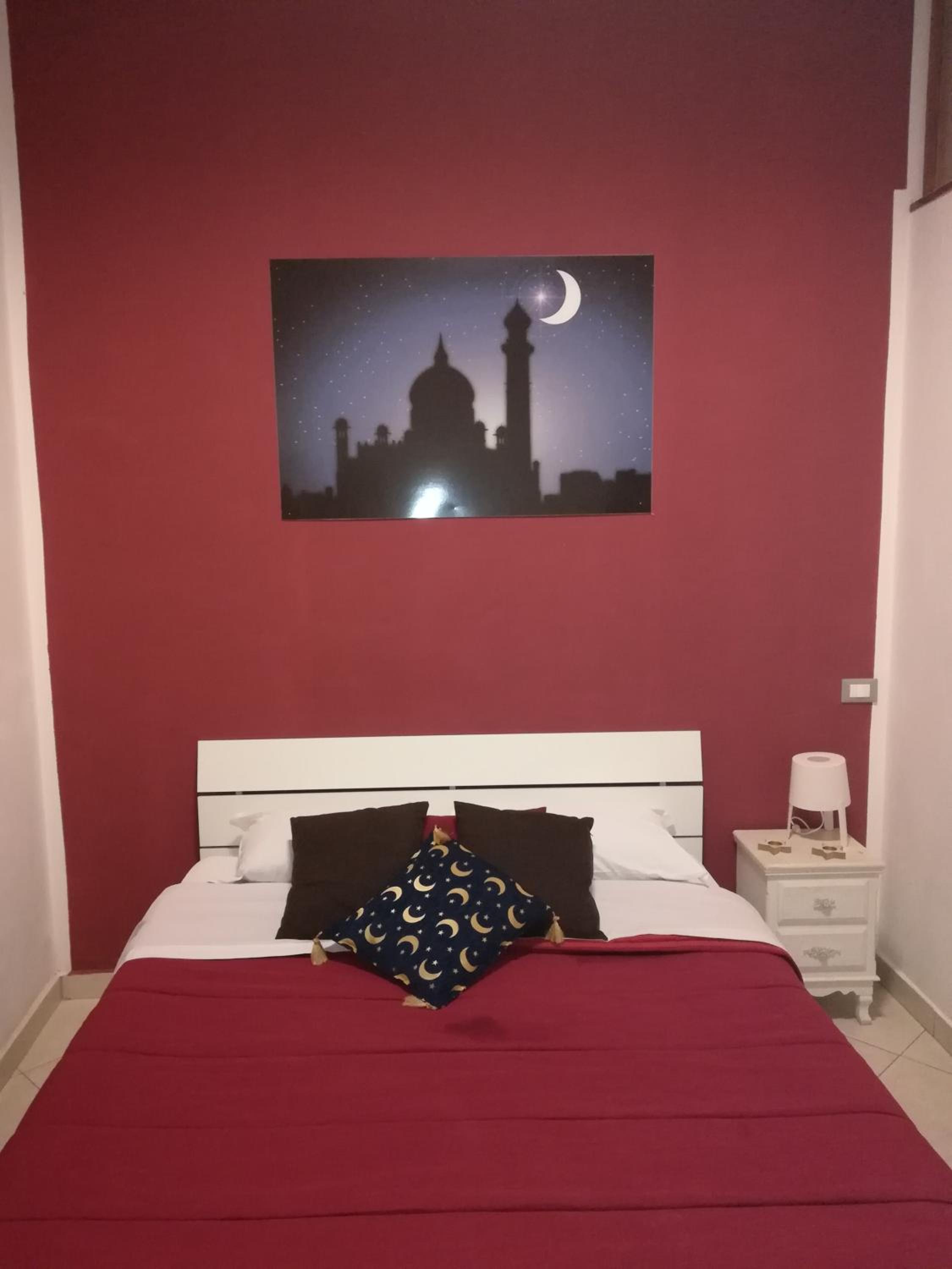 Deluxe Double or Twin Room - Photo 9