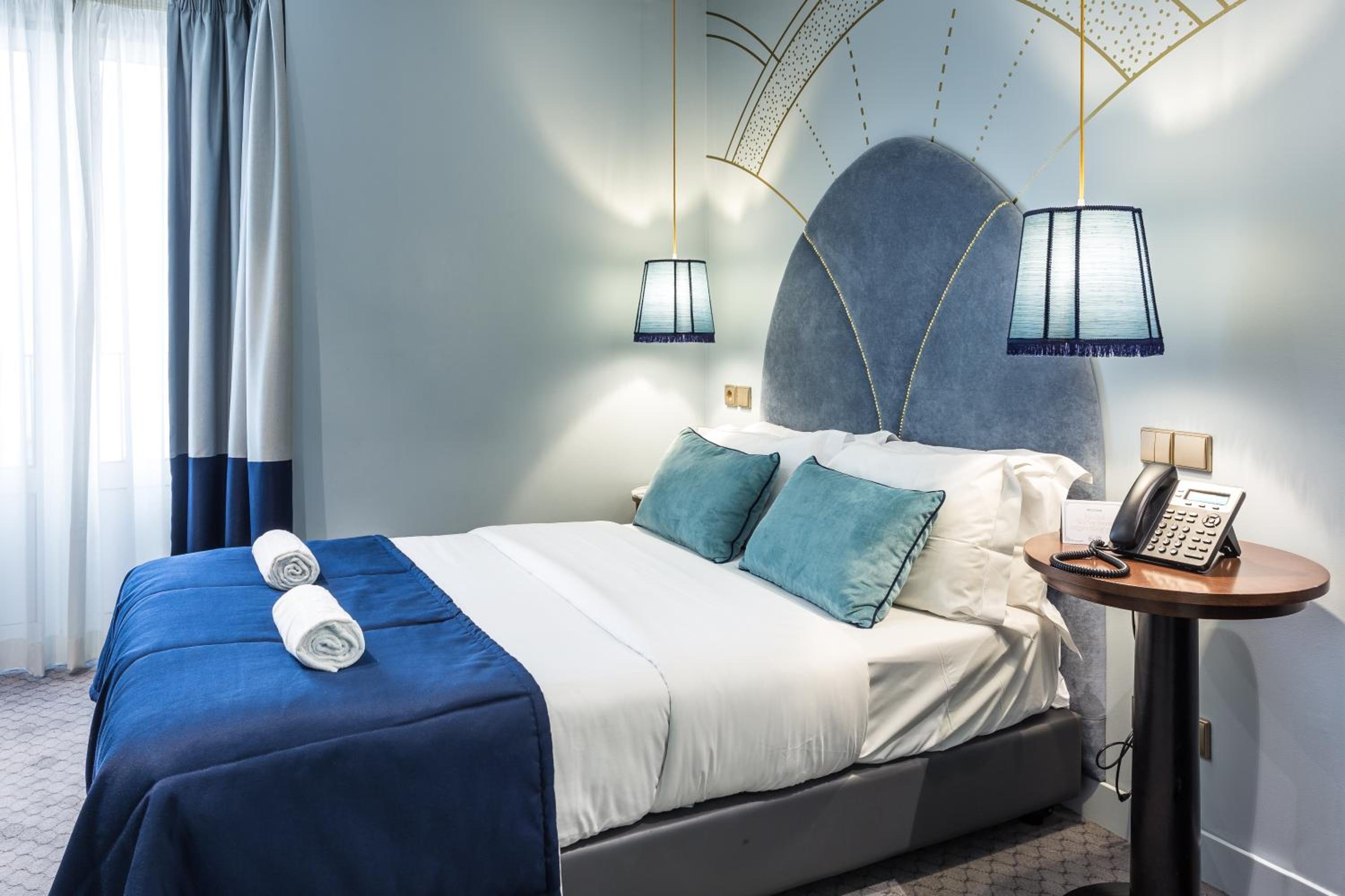 Available room