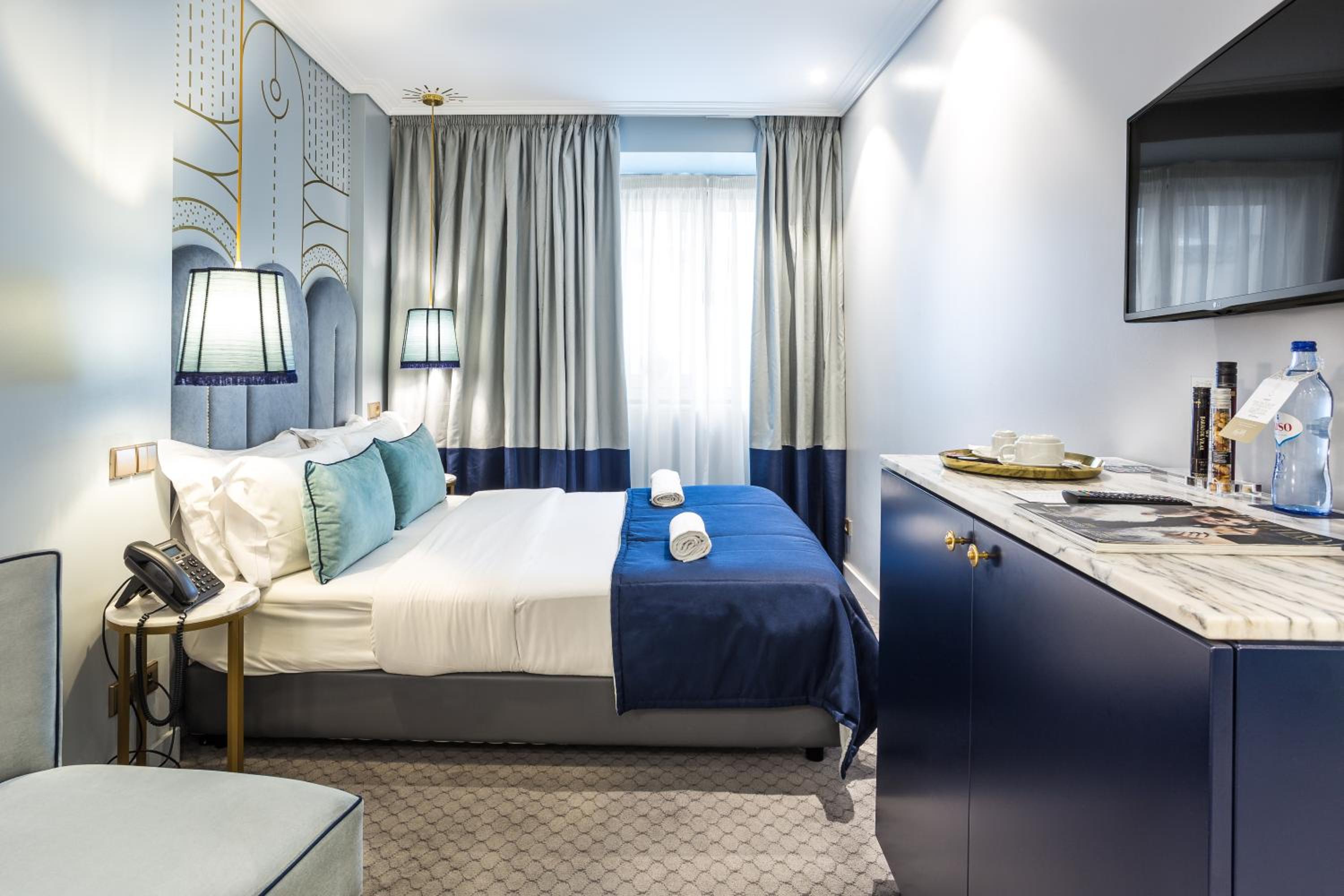 Classic Double Room