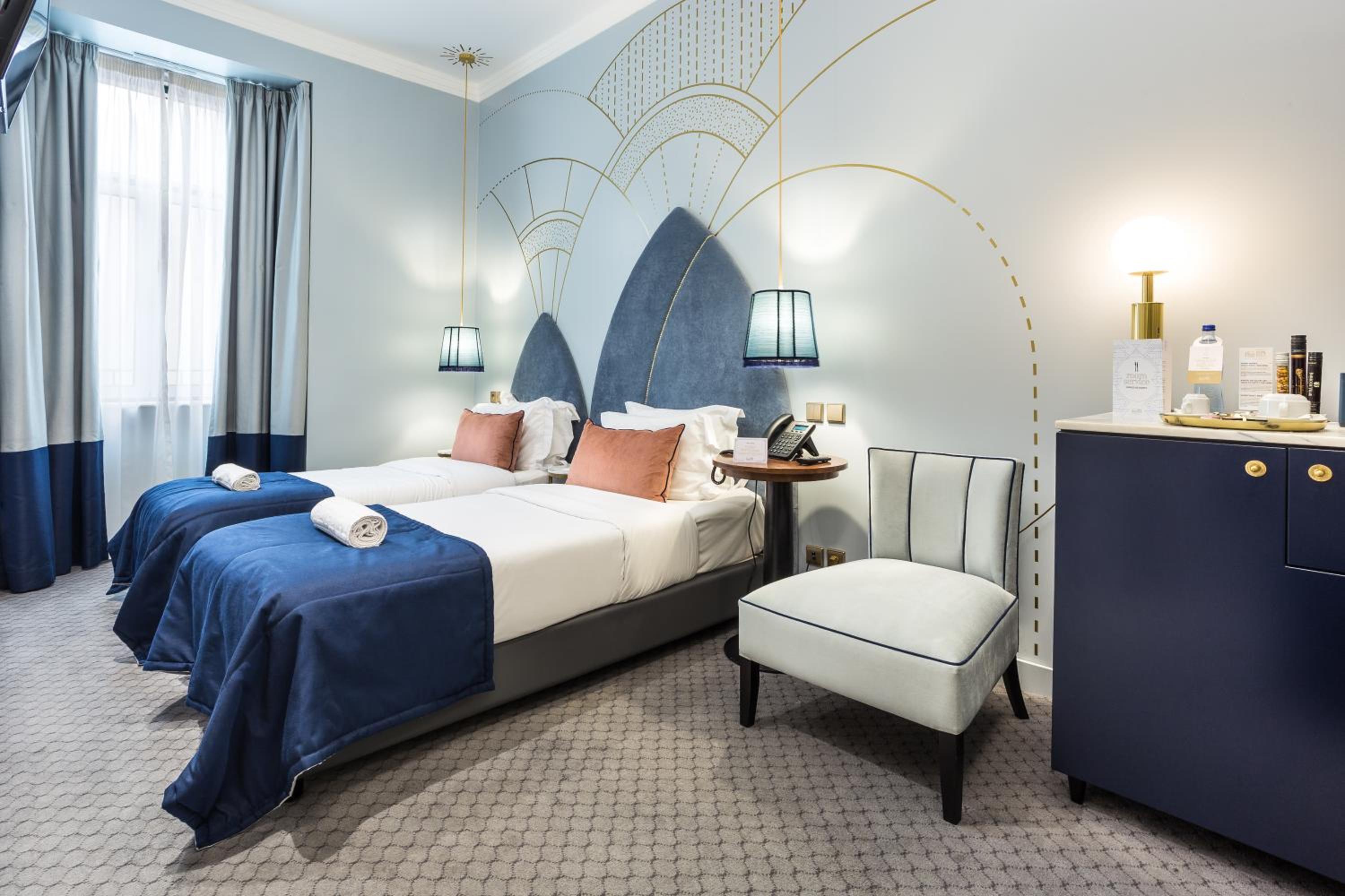 Classic Twin Room