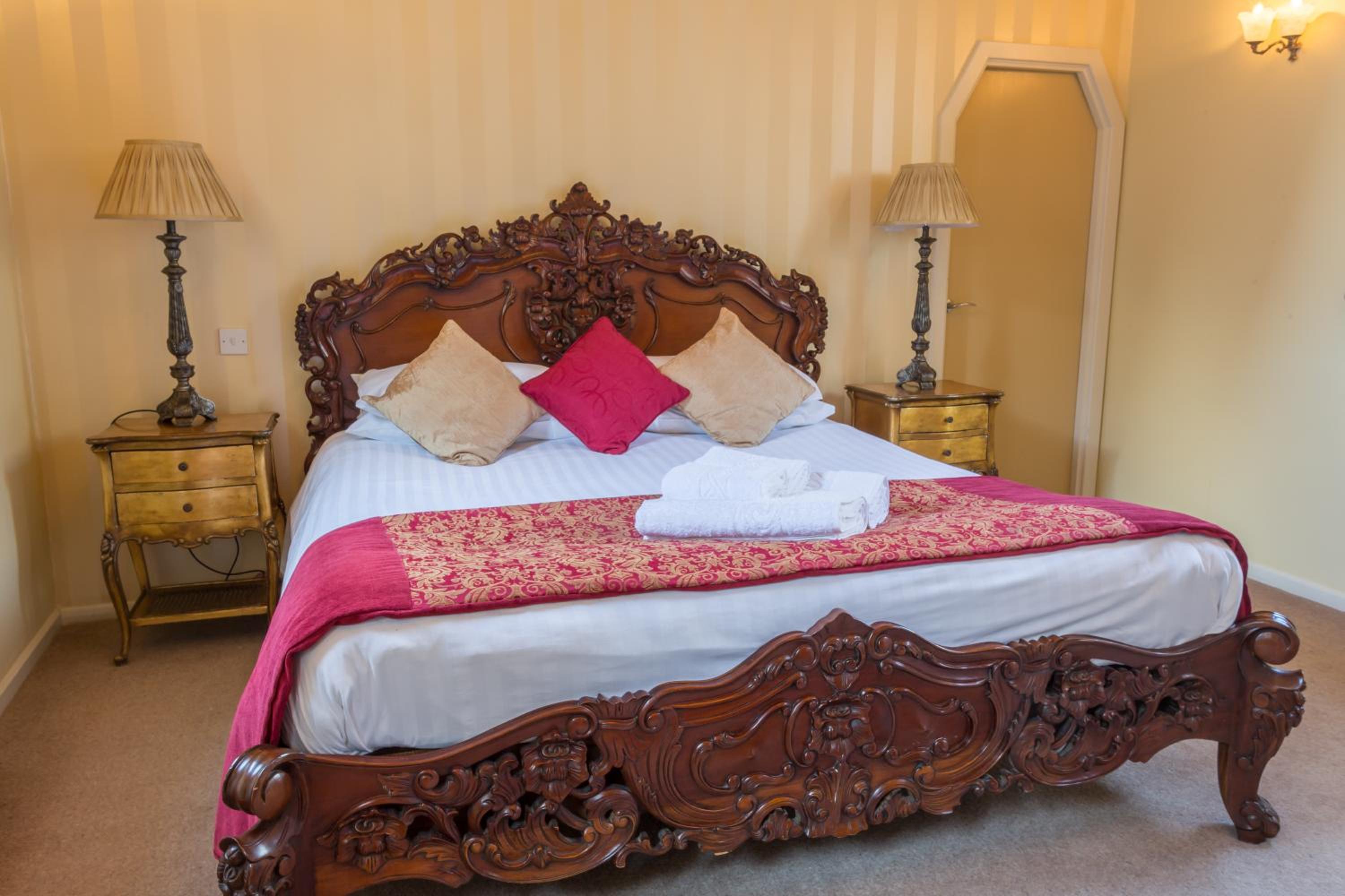 Woodford Room photo 2