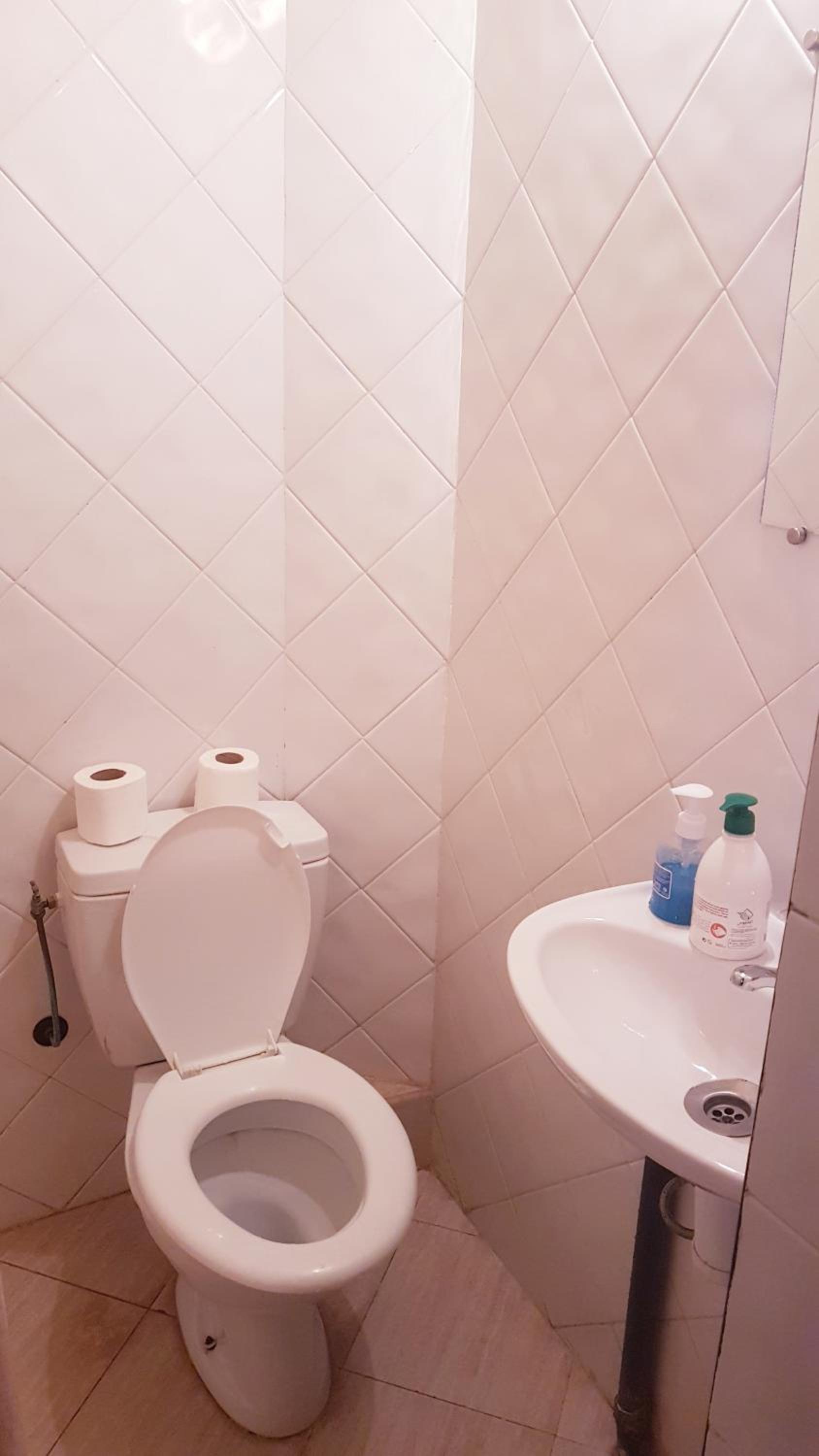 Standard Double Room - Photo 3