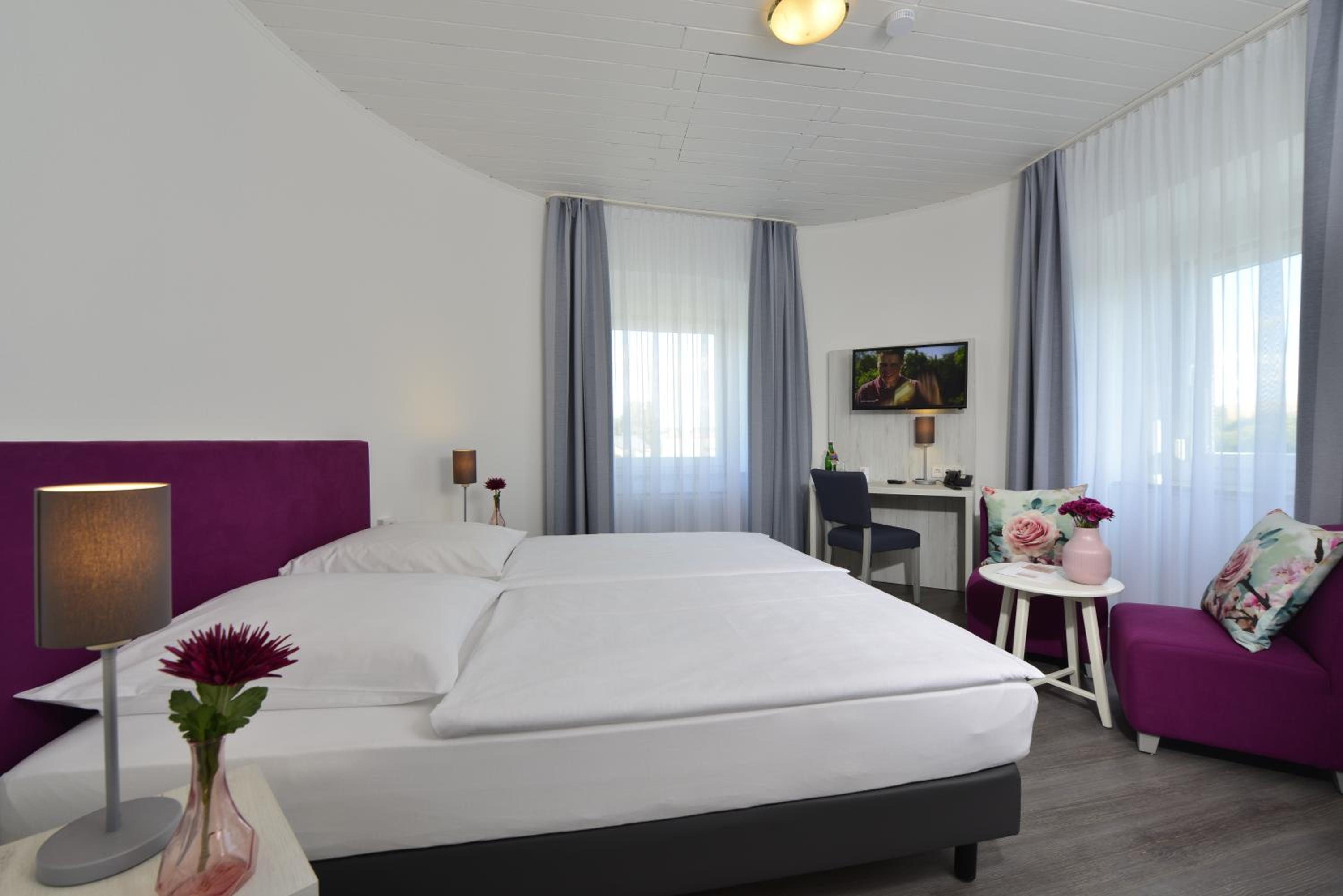 Deluxe Double Room photo 3