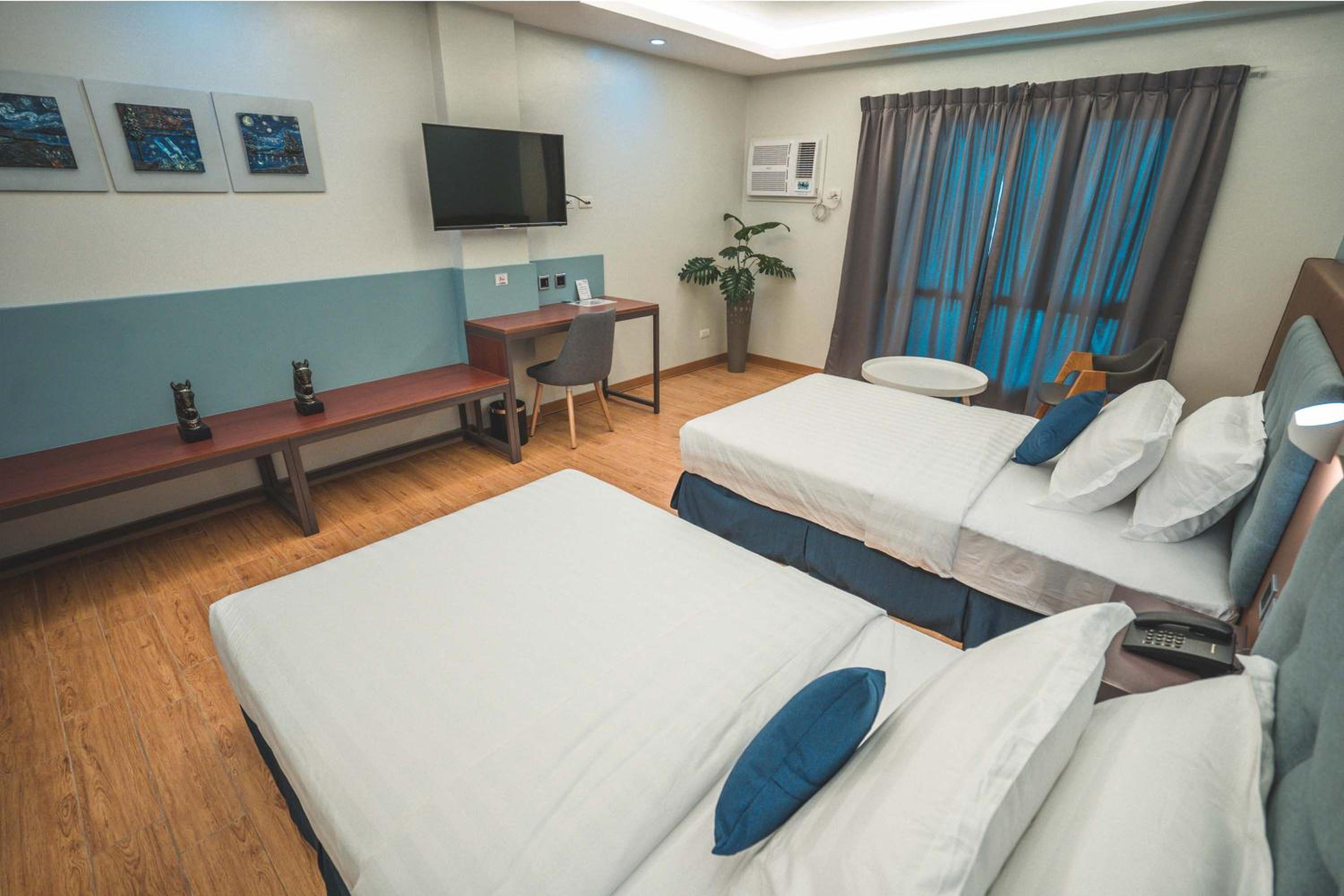Twin Room - Photo 4