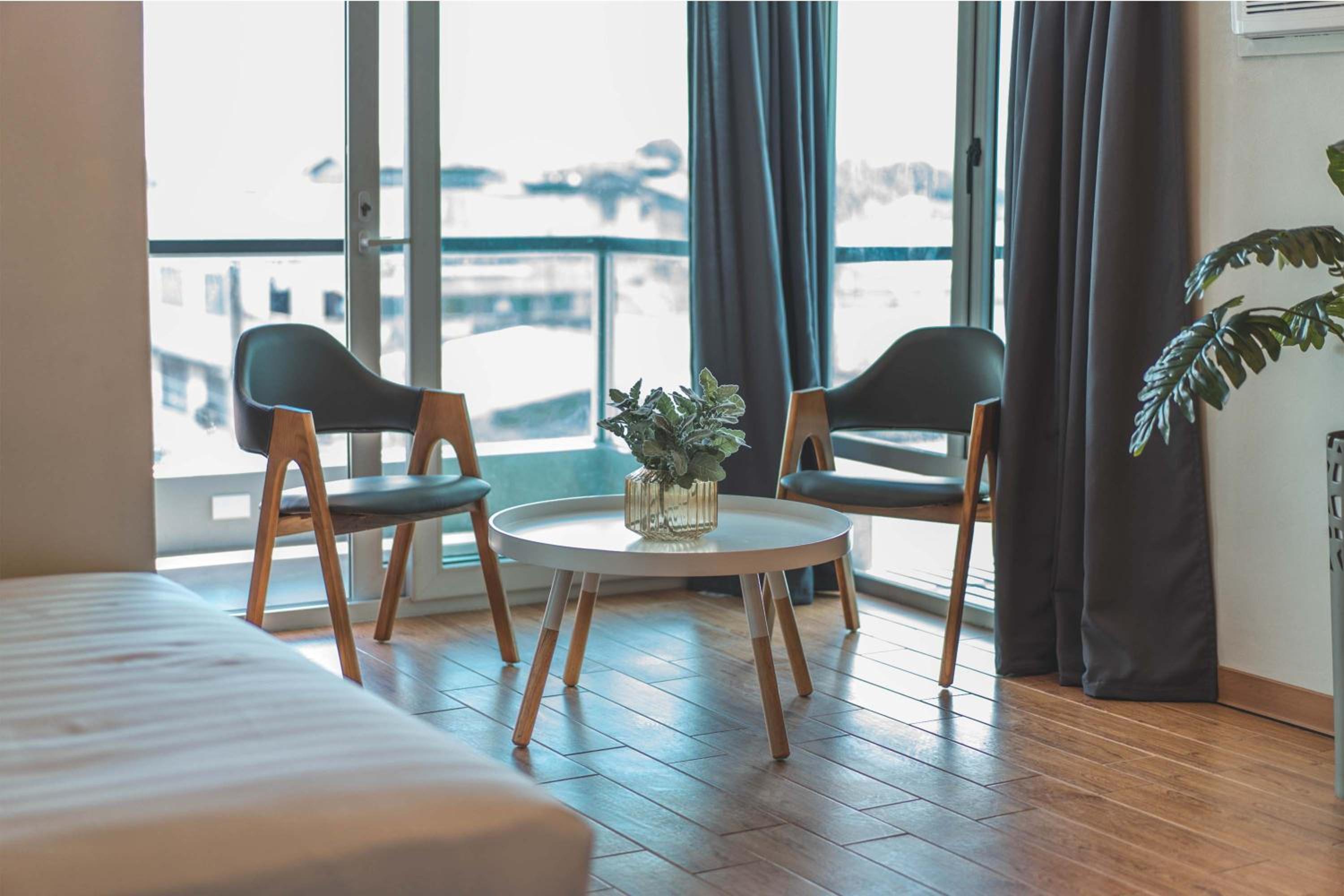 Suite - Photo 4