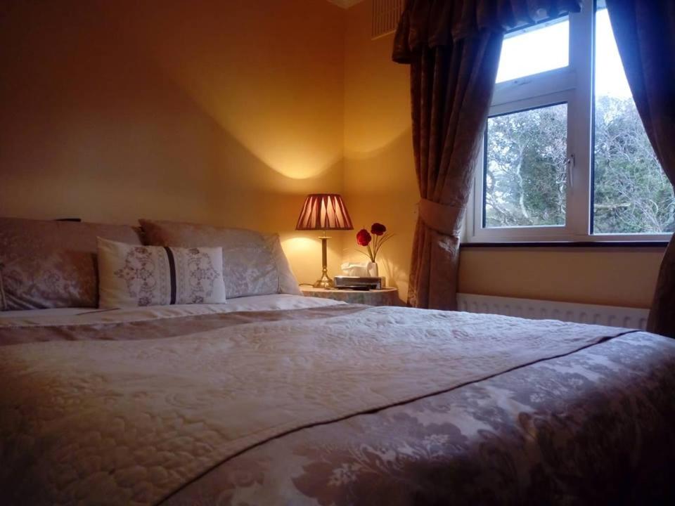 Double Room with Private Bathroom - Photo 8