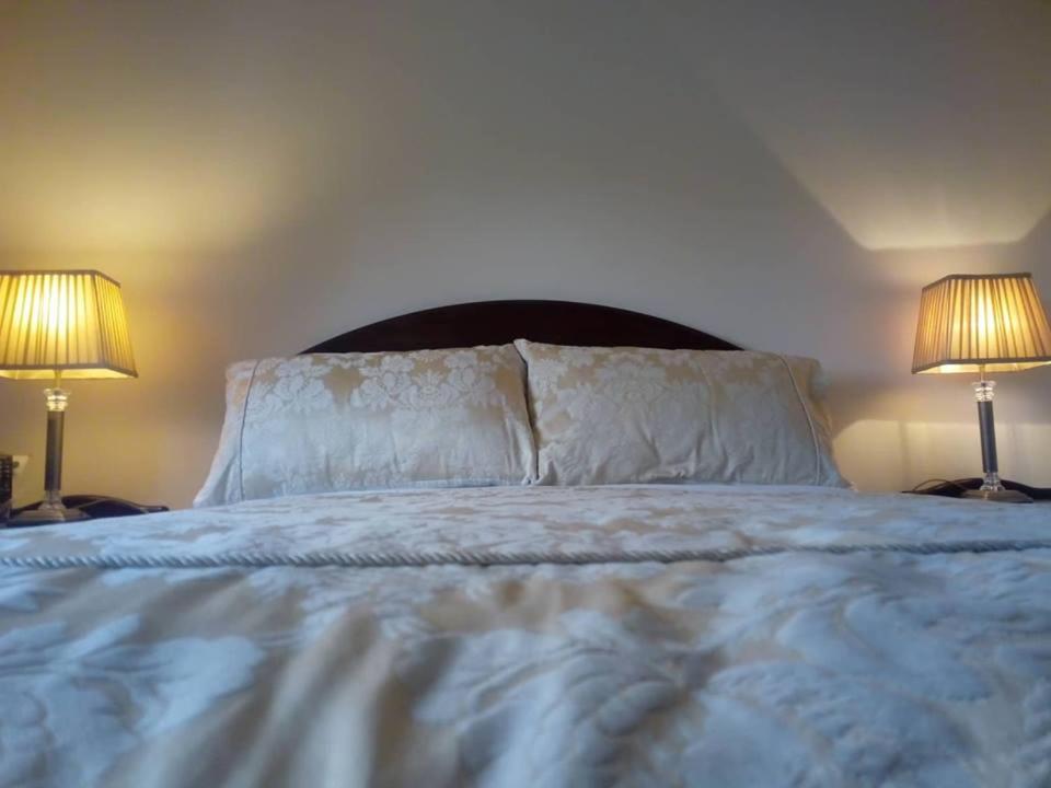 Double Room with Private Bathroom - Photo 25
