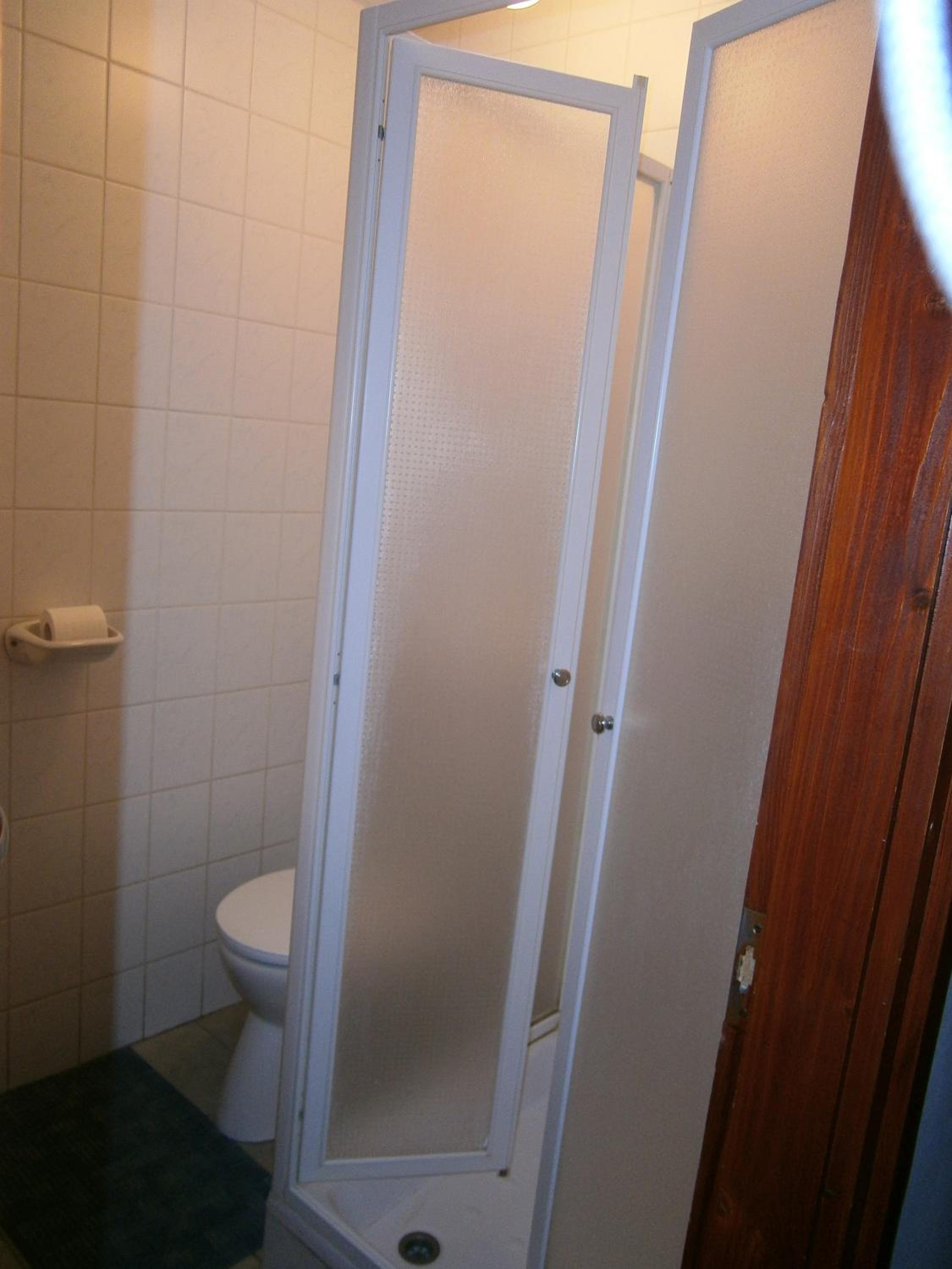 Double or Twin Room - Photo 3