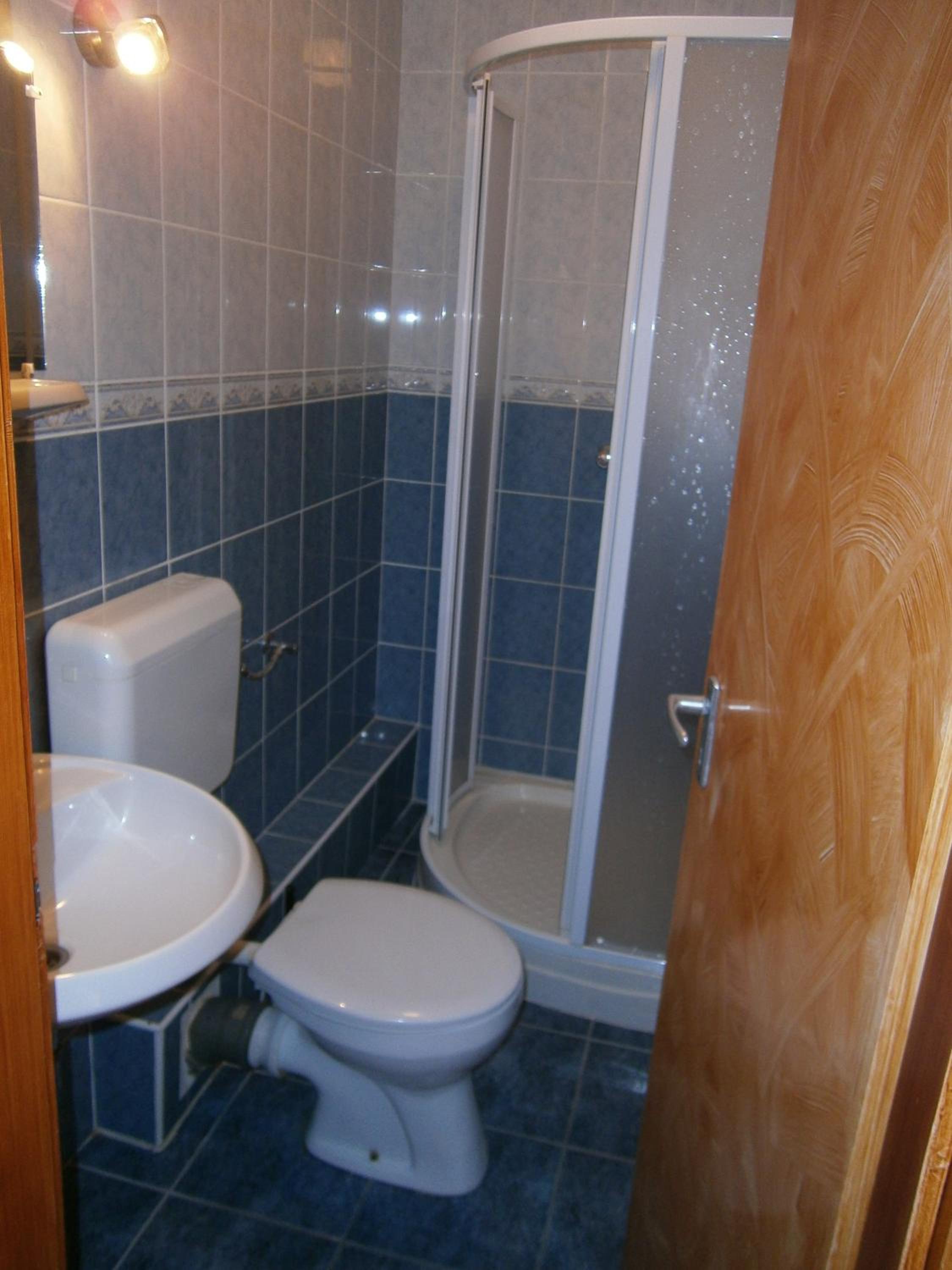 Quintuple Room - Photo 6