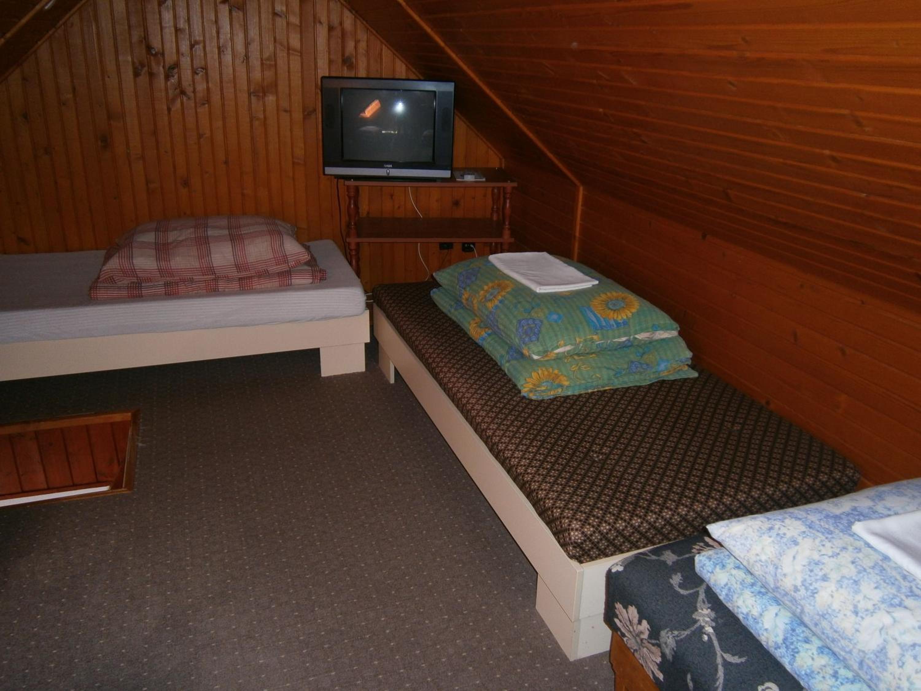 Sextuple Room - Photo 5