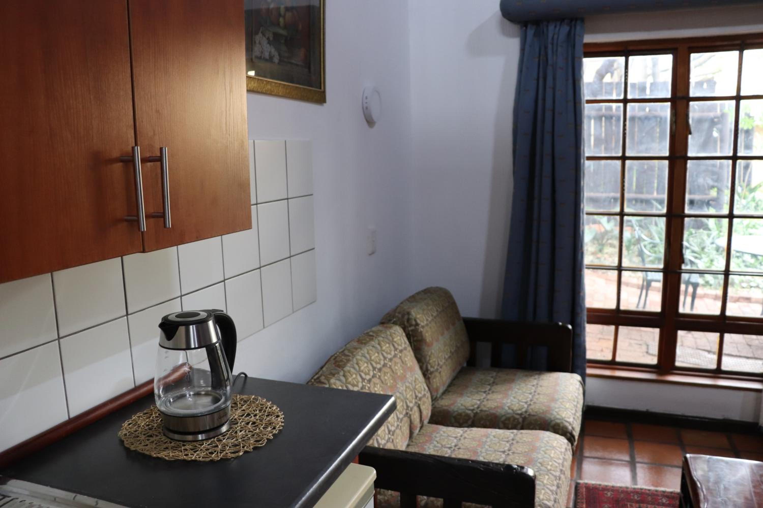 Apartment - Split Level - Photo 3