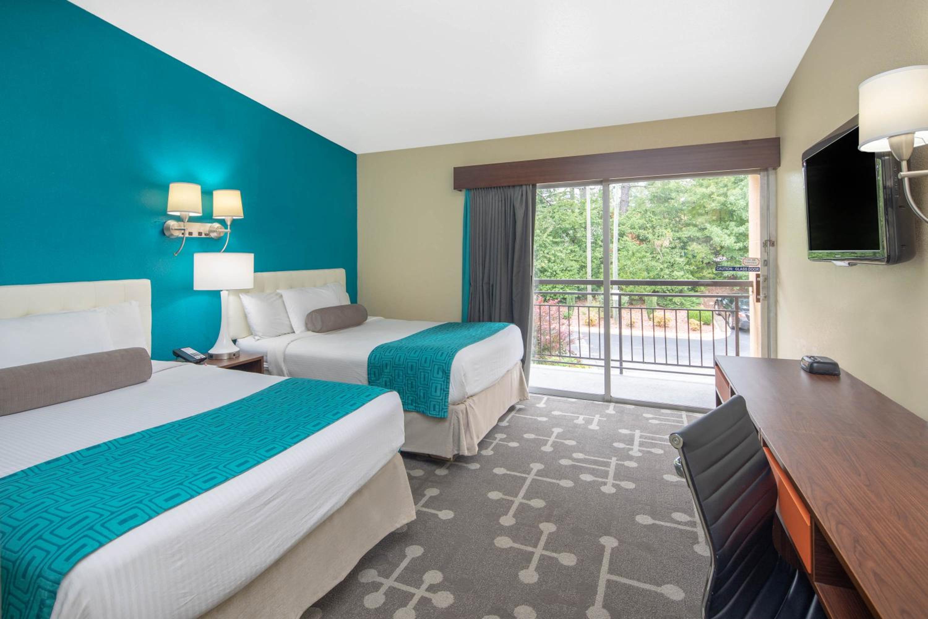 Double Room with Two Double Beds - Second Floor/Smoking - Photo 1