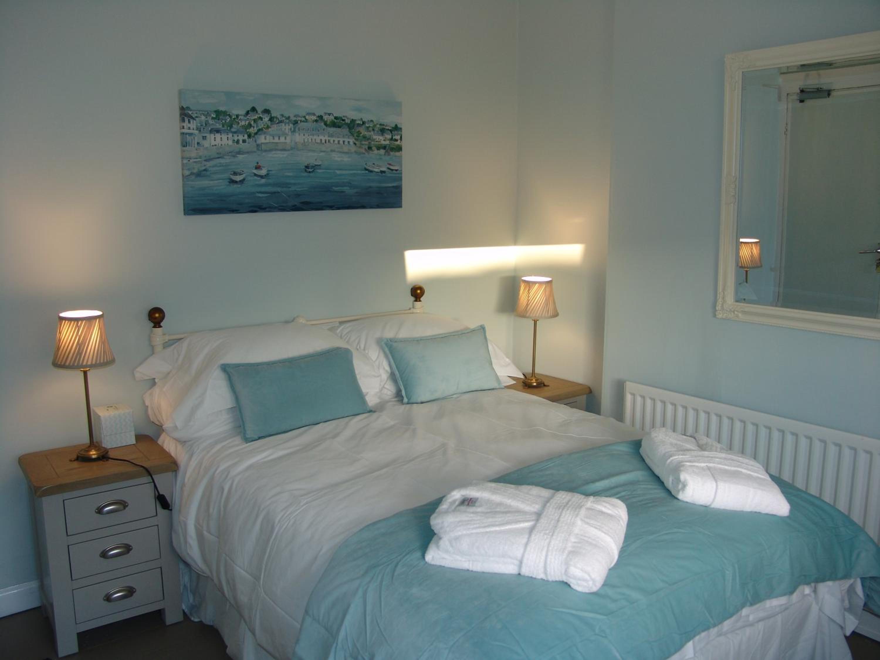 Deluxe Double Room with Shower - Photo 1