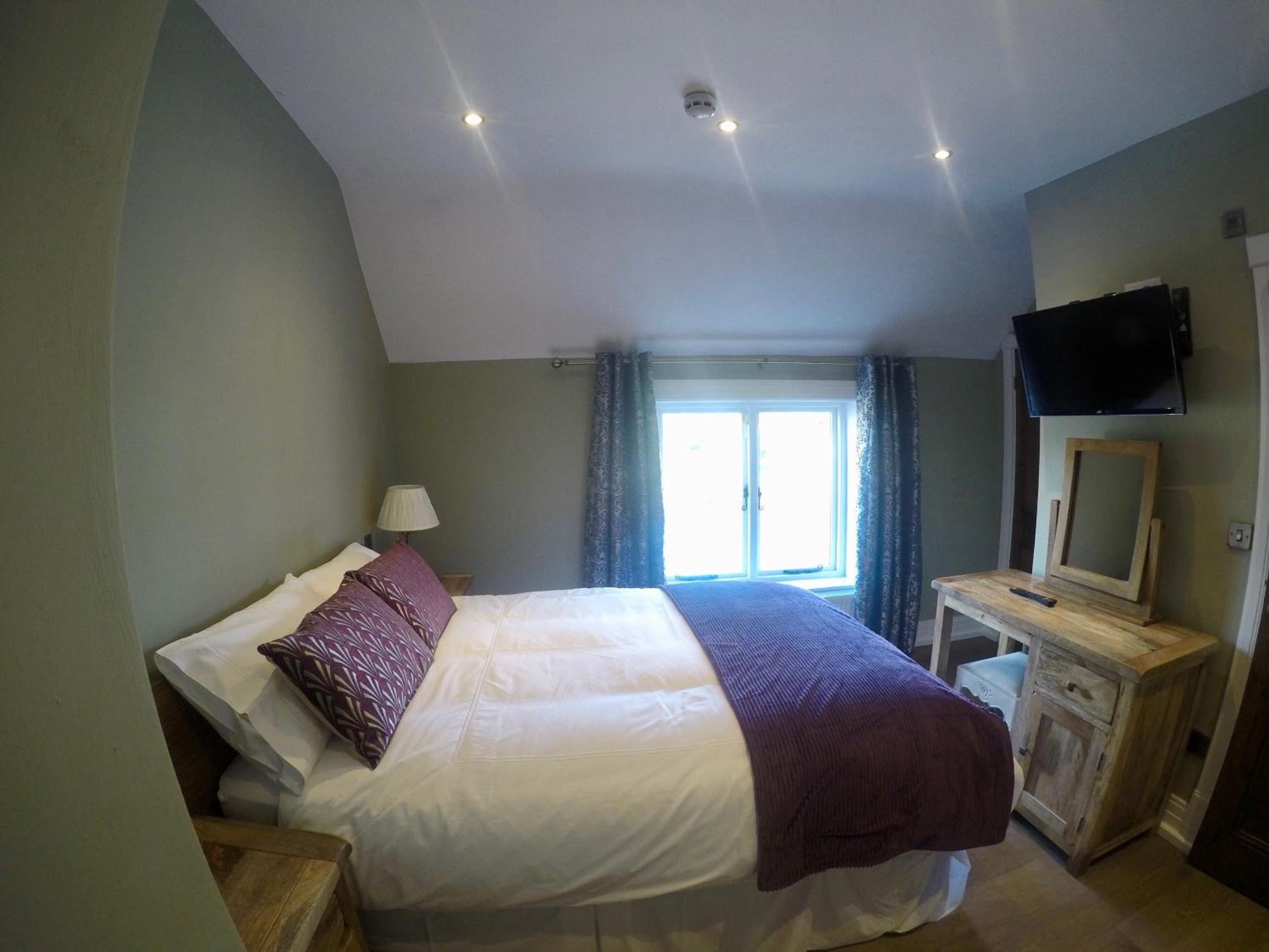 Double Room - Photo 2