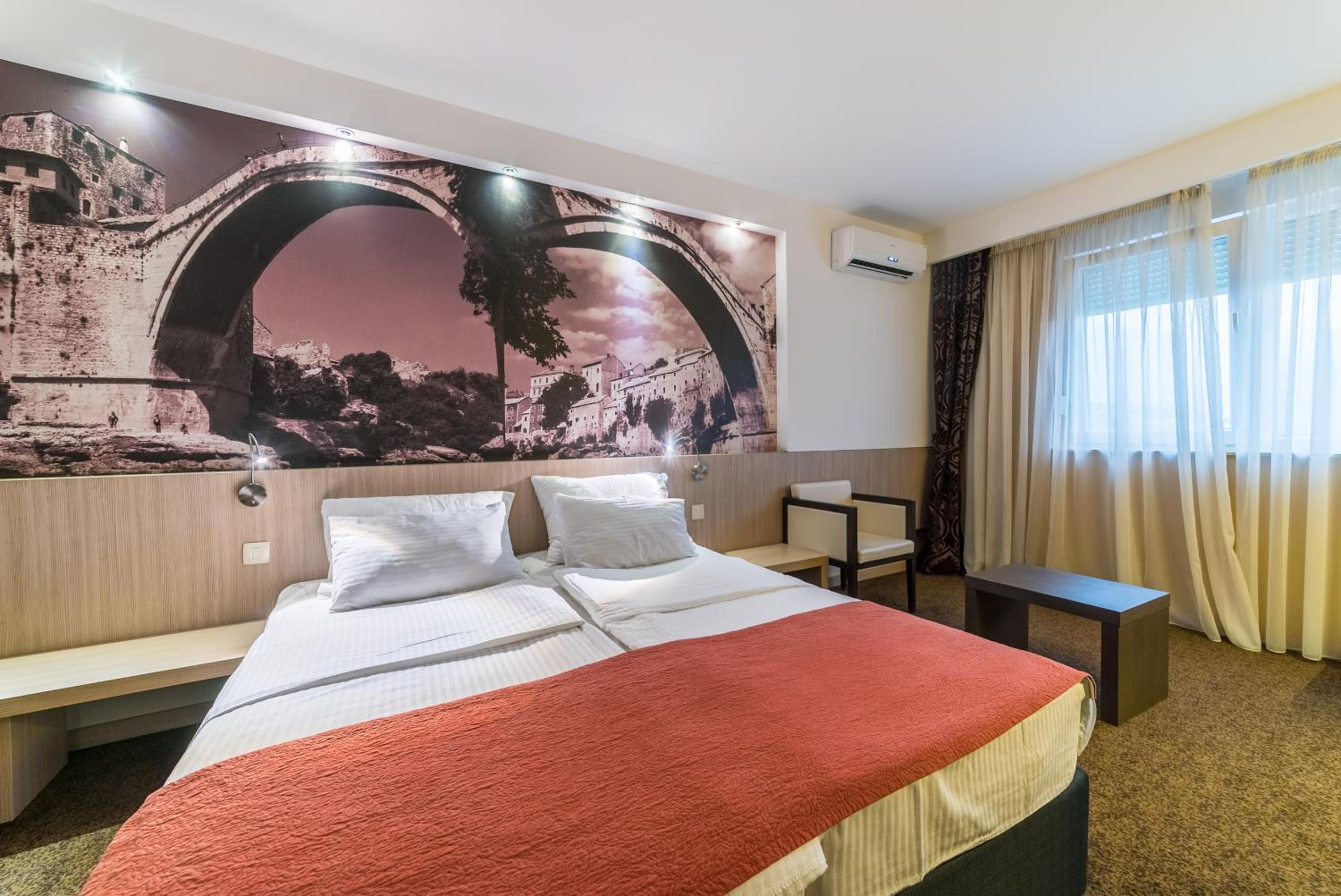 Double or Twin Room photo 3