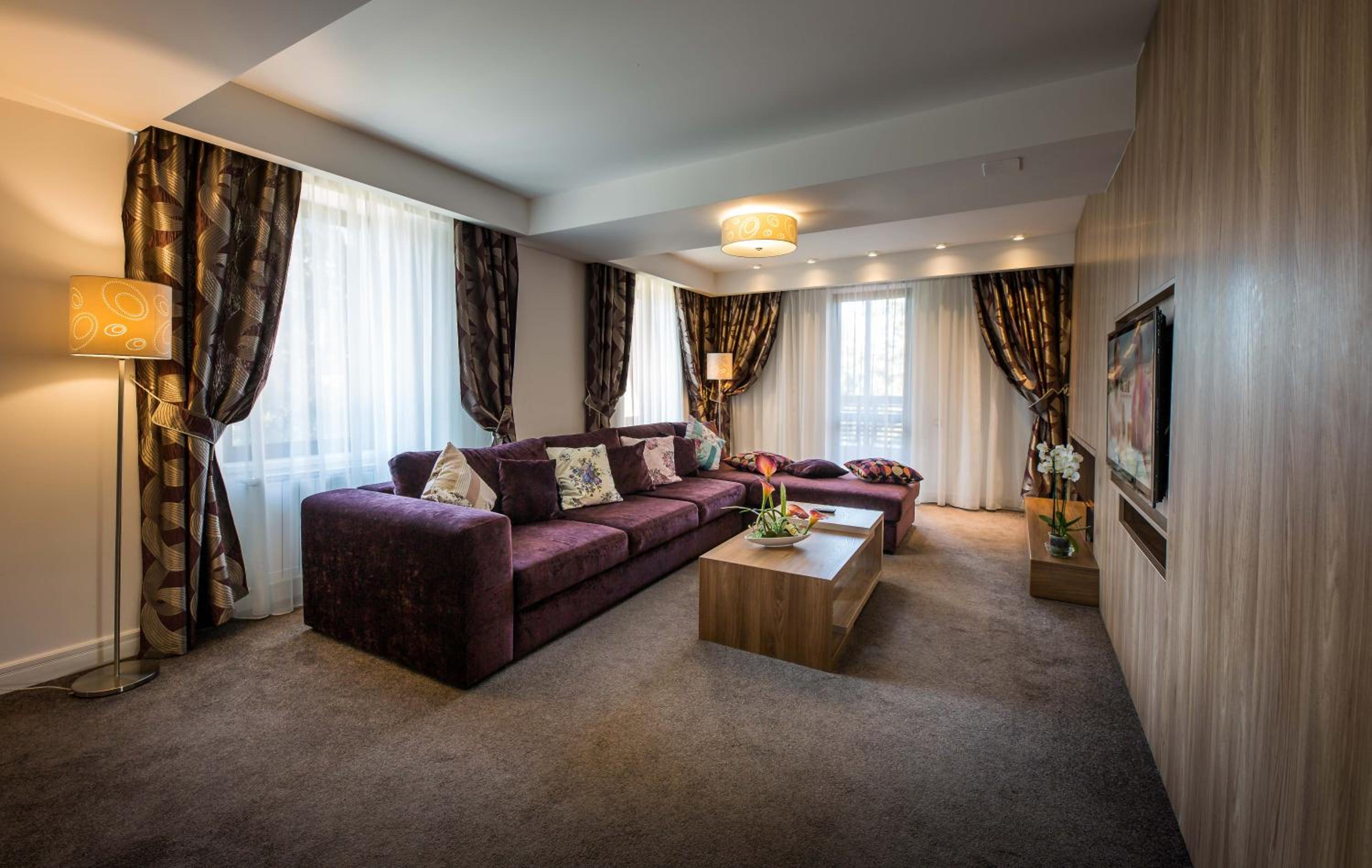 Deluxe Apartment with Fireplace and Balcony - Eden Principal photo 2