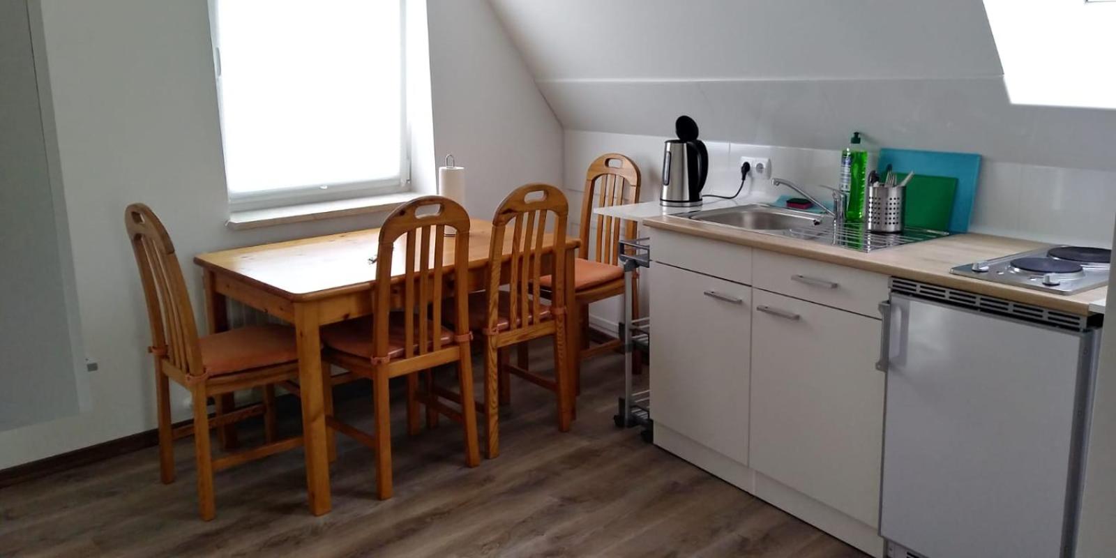 Family Studio - Photo 6