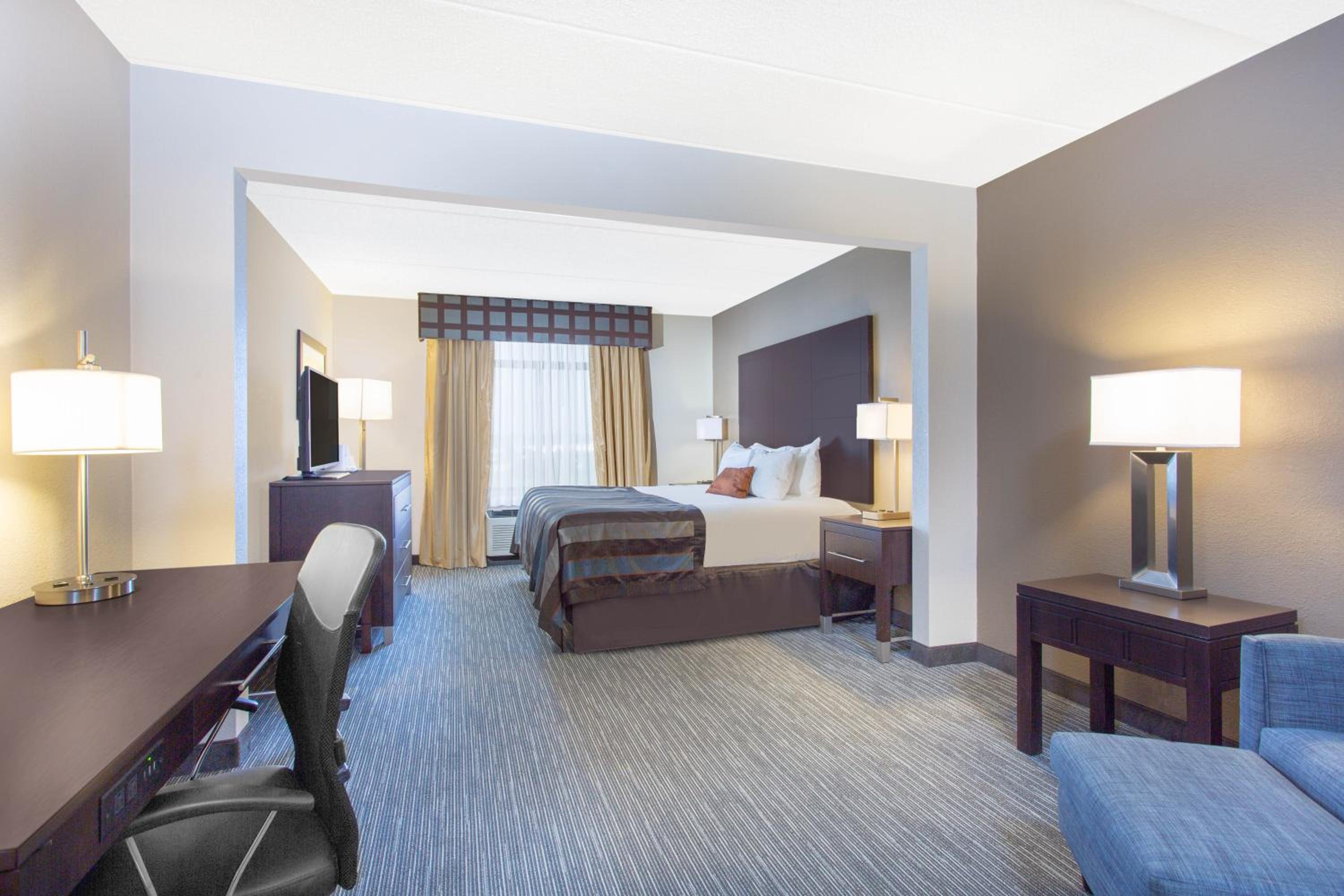 King Room - Mobility Access/Non-Smoking - Photo 1