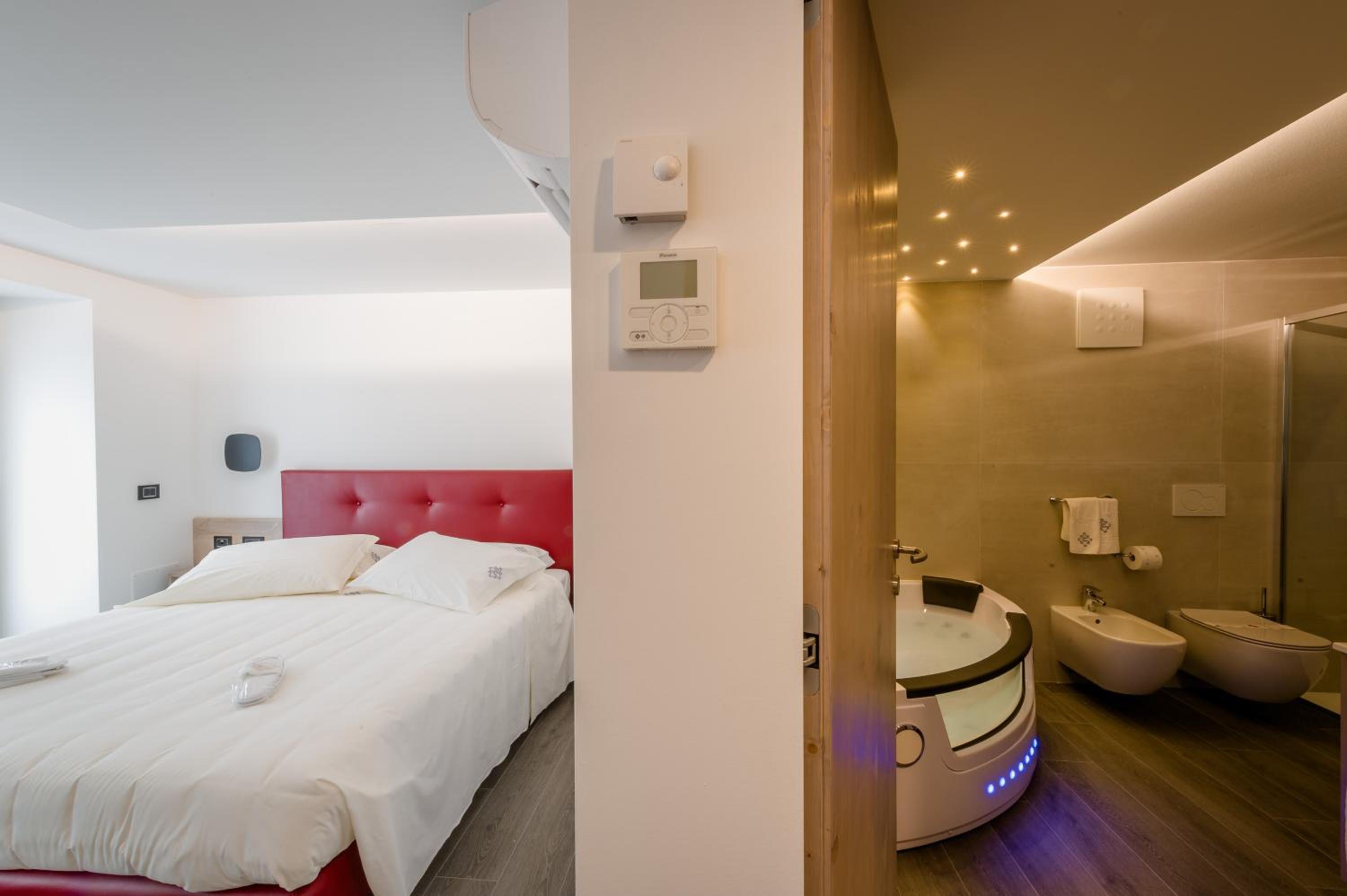 Superior Double or Twin Room with Mountain View