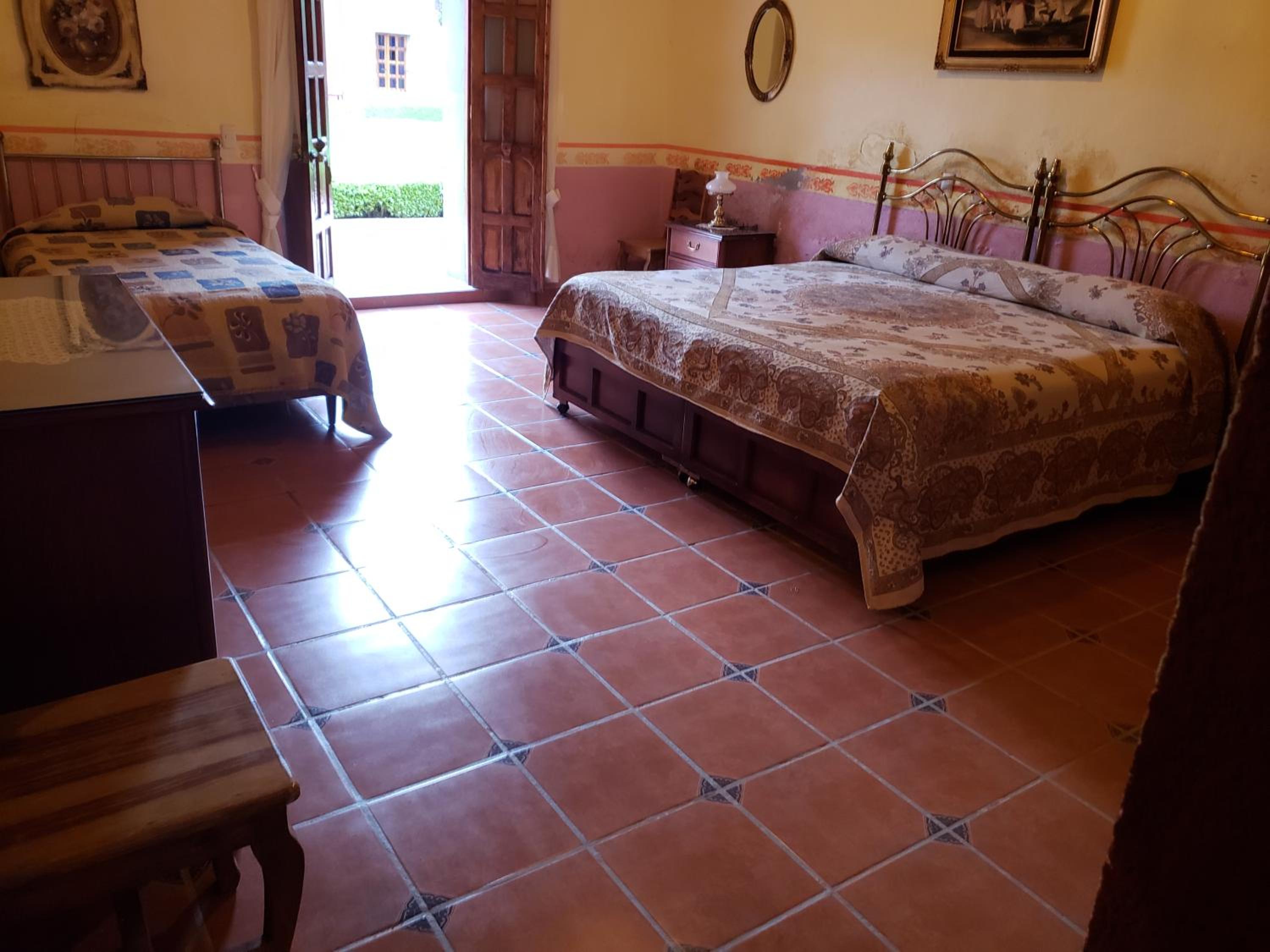Triple Room with Garden View - Photo 2