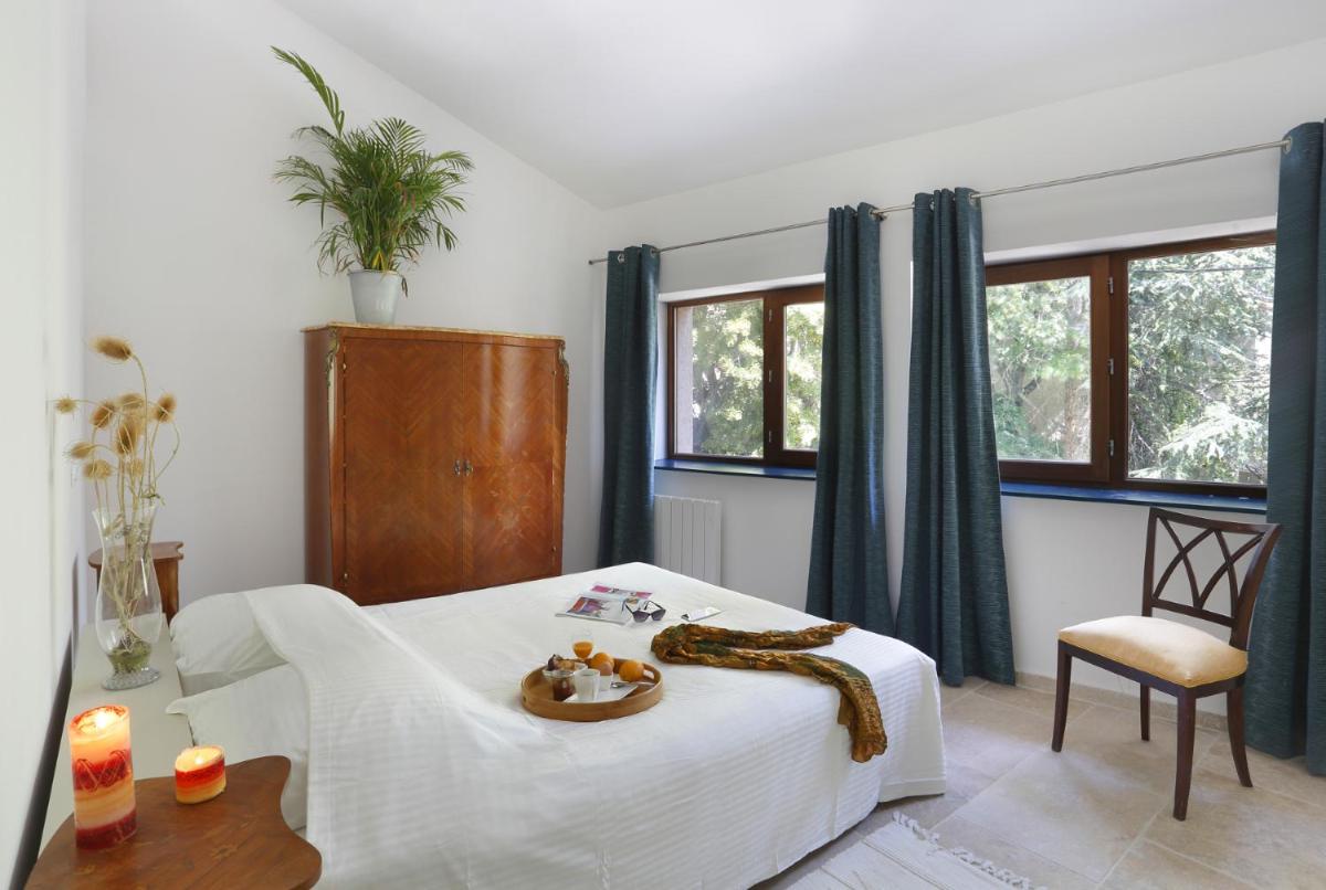 Apartment - Split Level photo 2