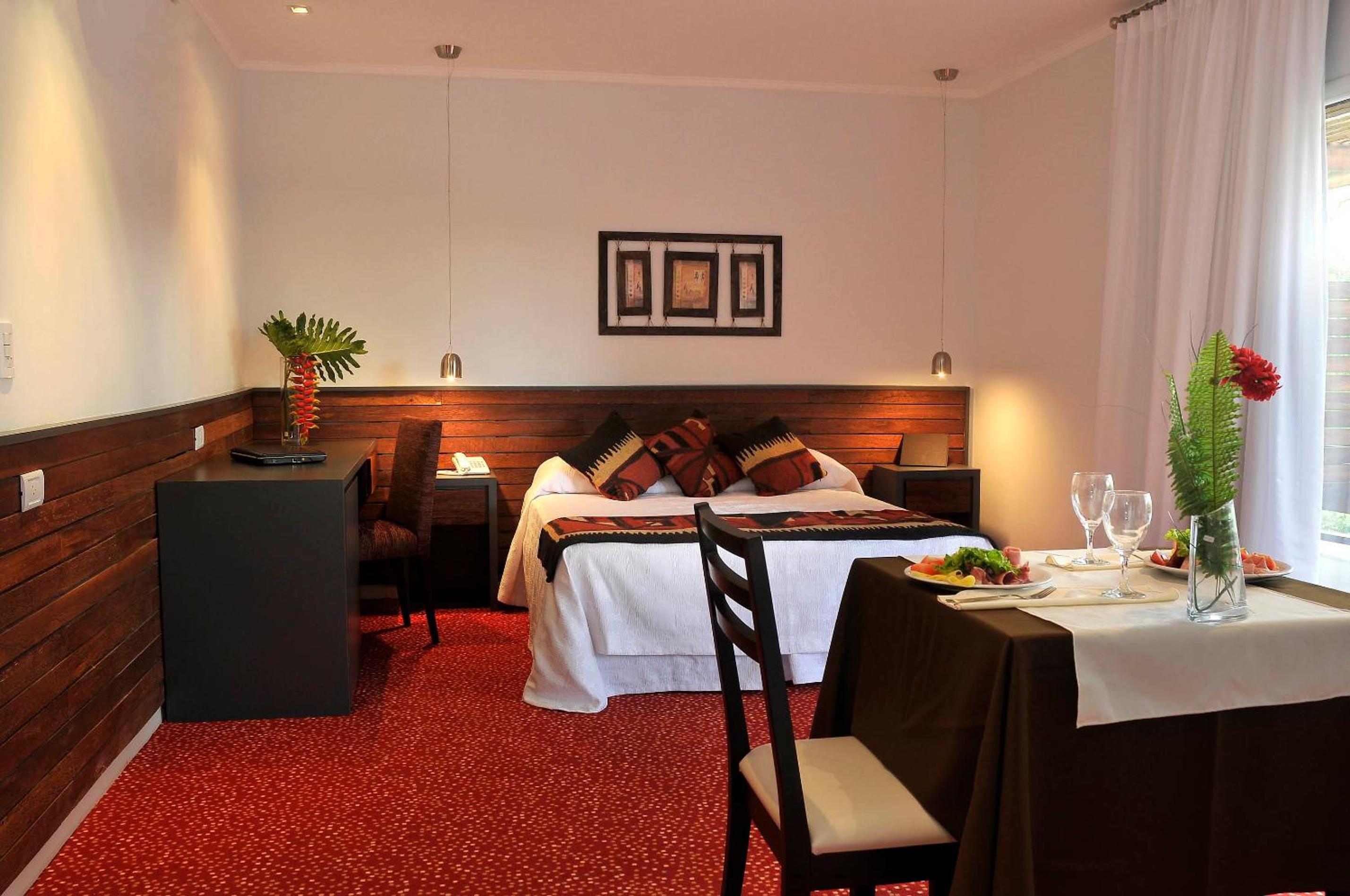 Standard Double or Twin Room photo 3